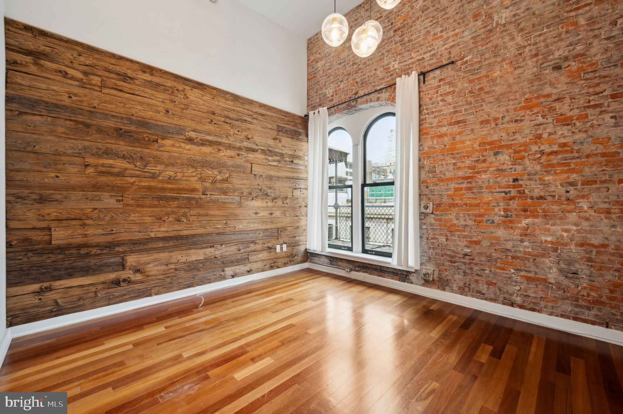 CENTER CITY - Residential