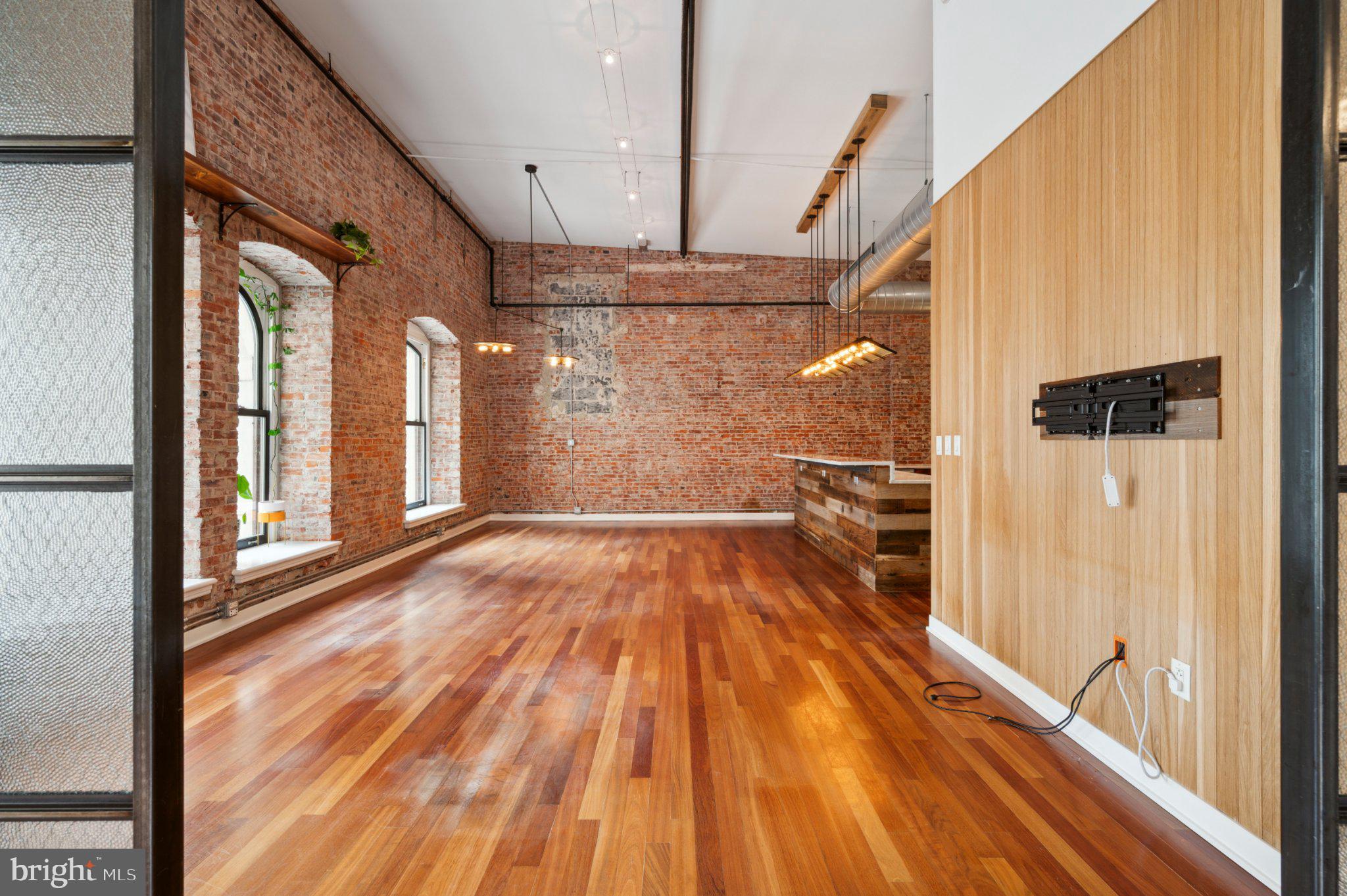 CENTER CITY - Residential