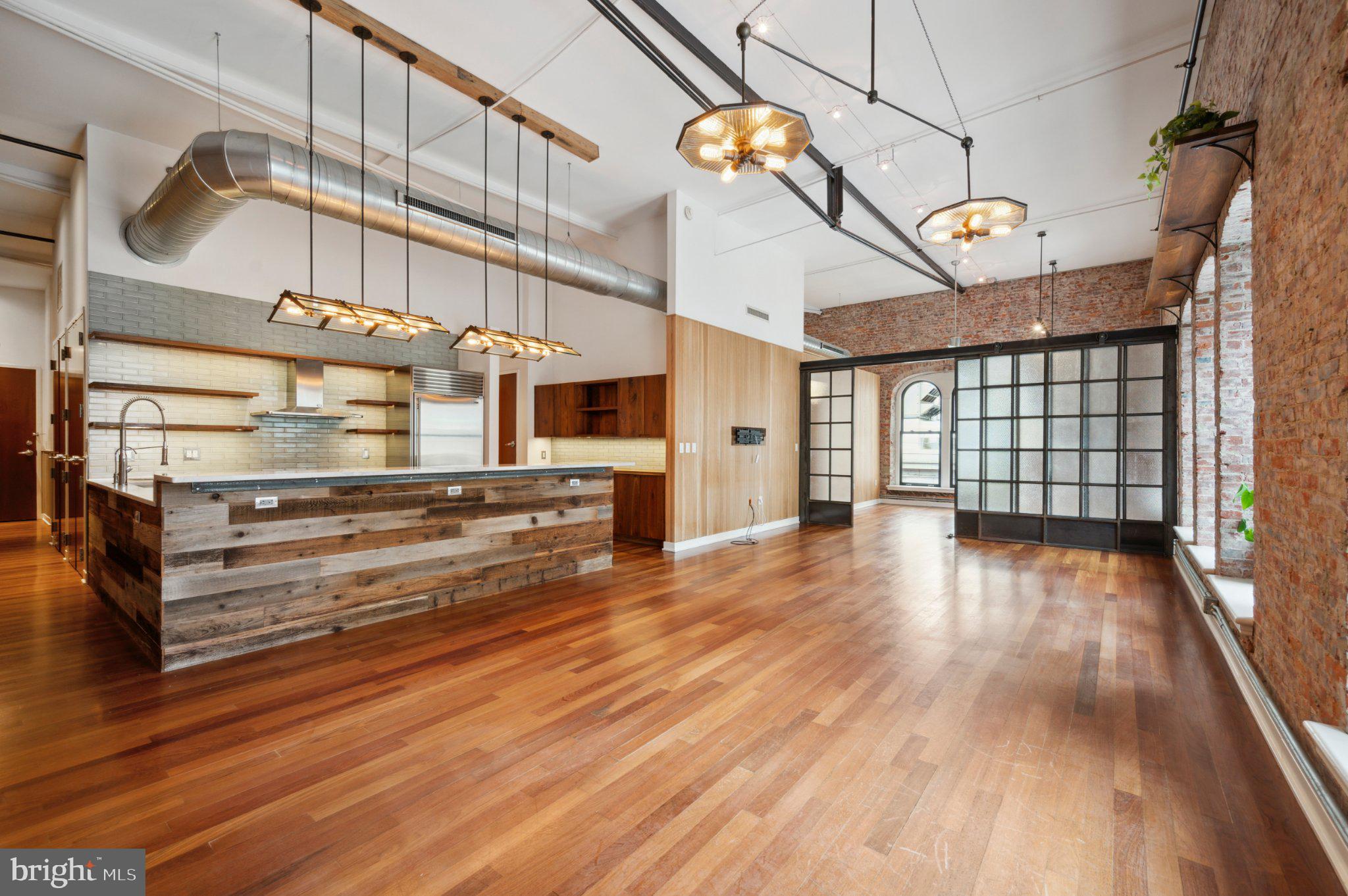 CENTER CITY - Residential