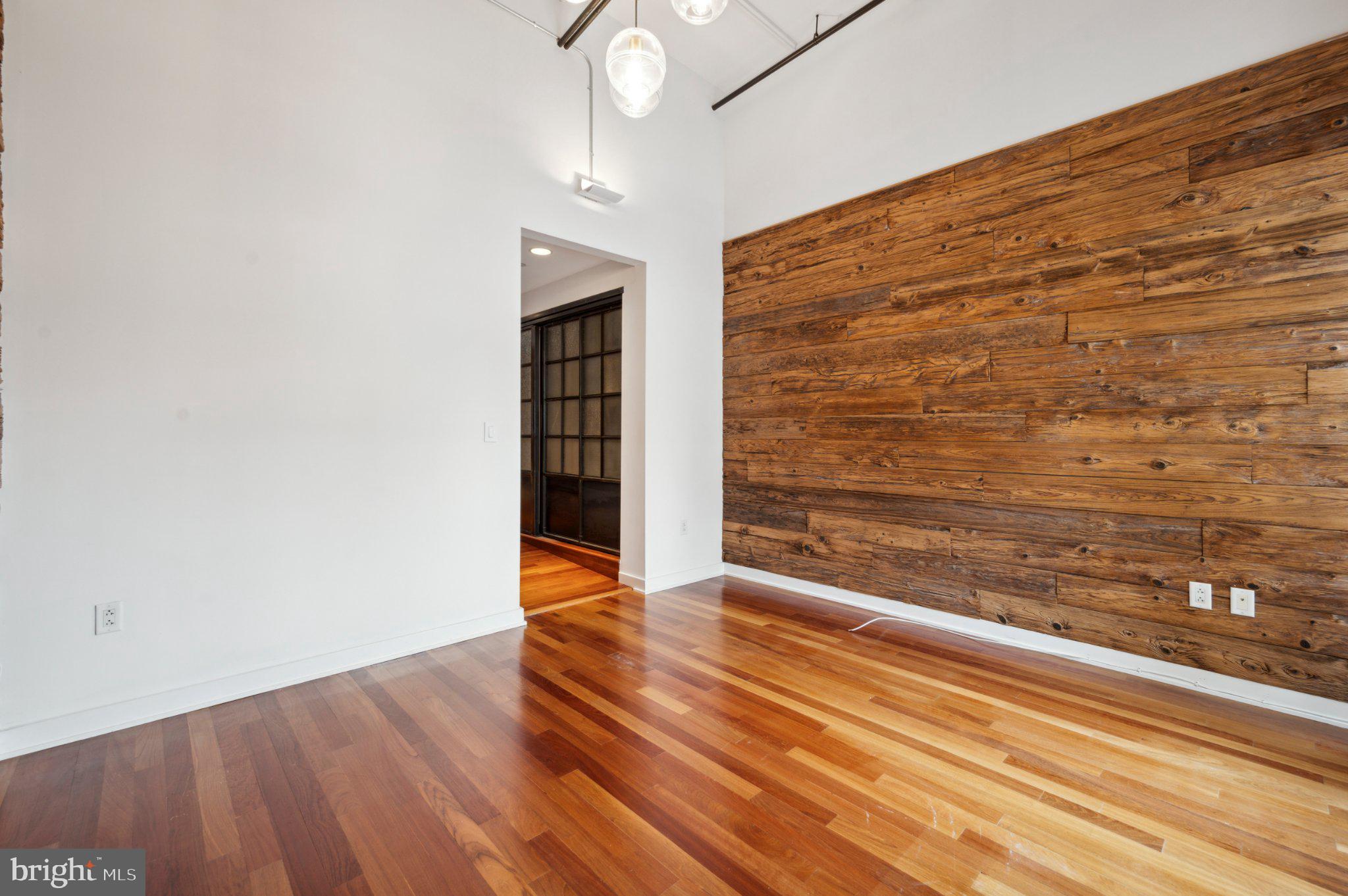 CENTER CITY - Residential
