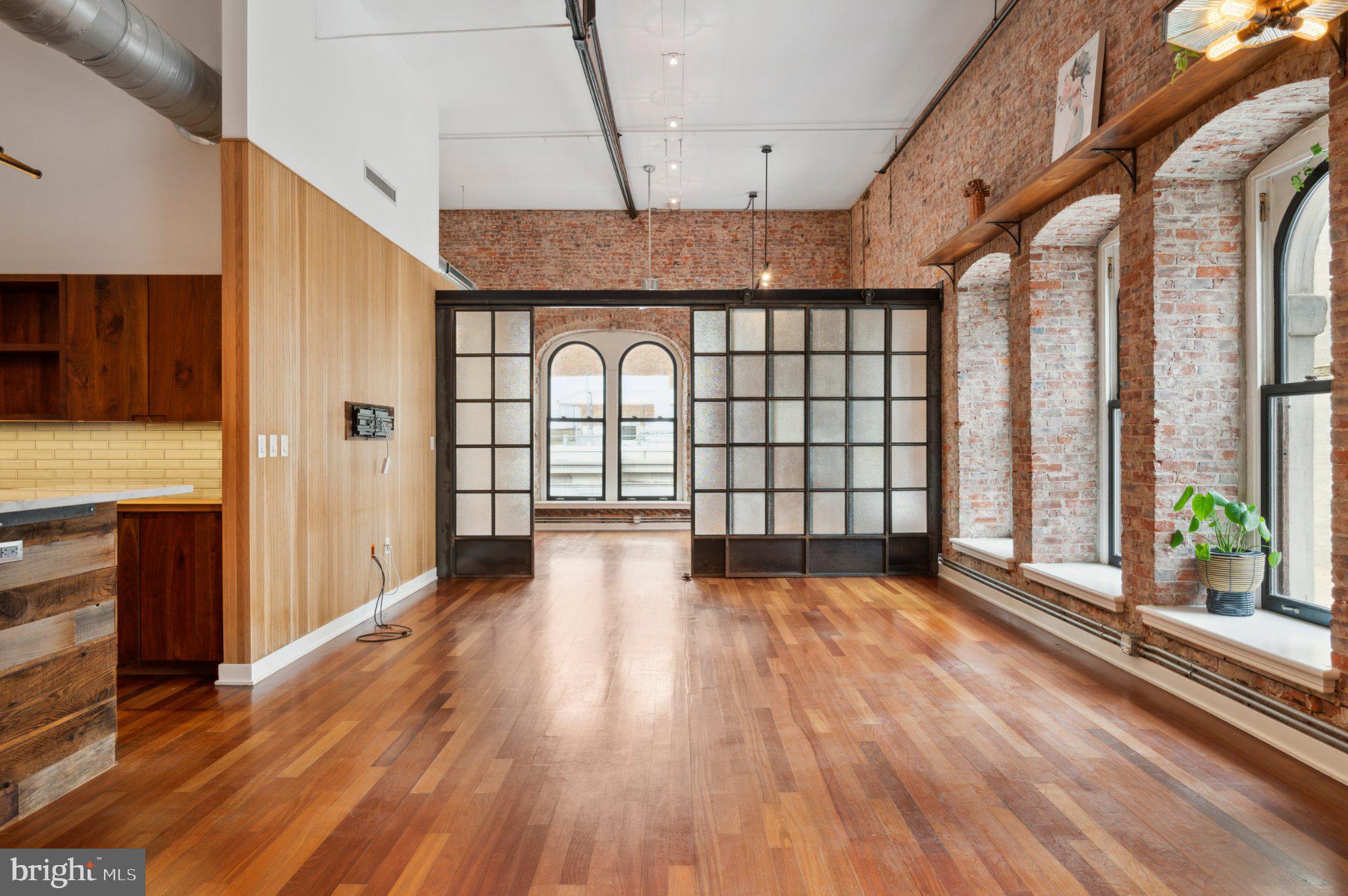 CENTER CITY - Residential
