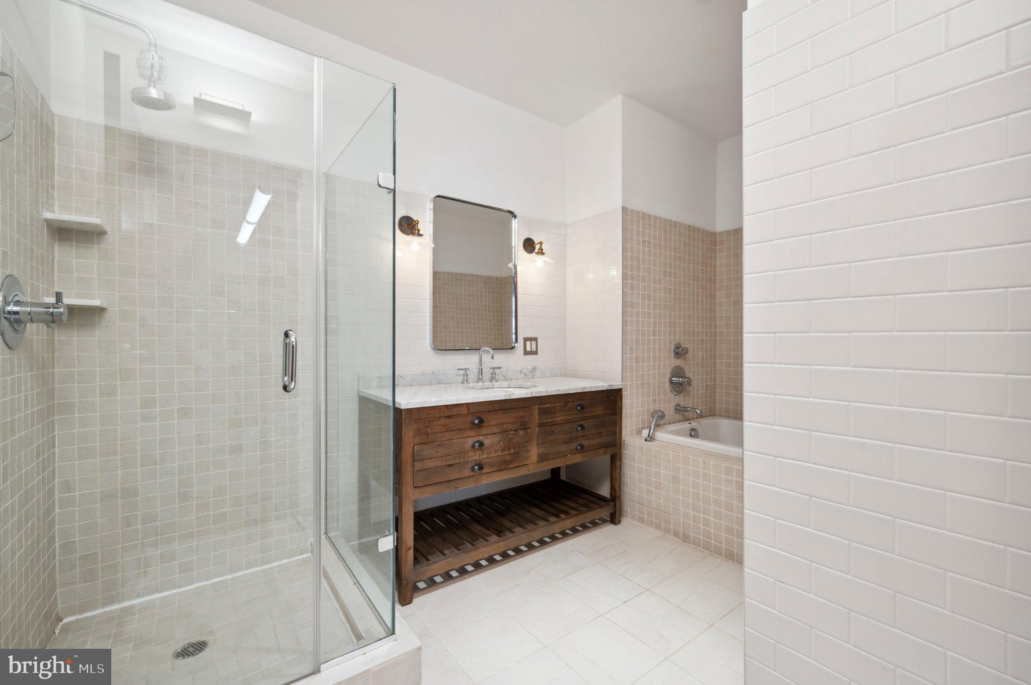 CENTER CITY - Residential