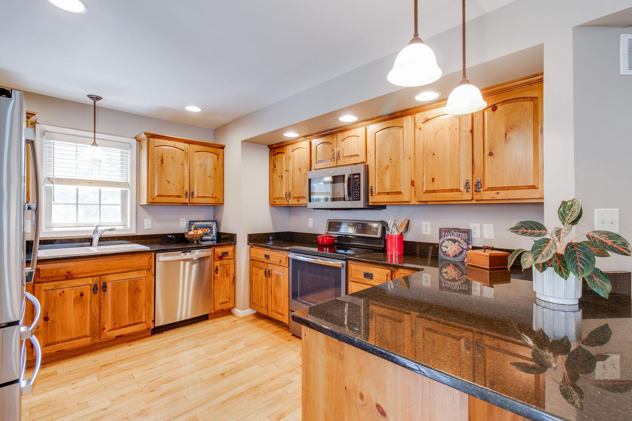 BROOKSHIRE - Residential