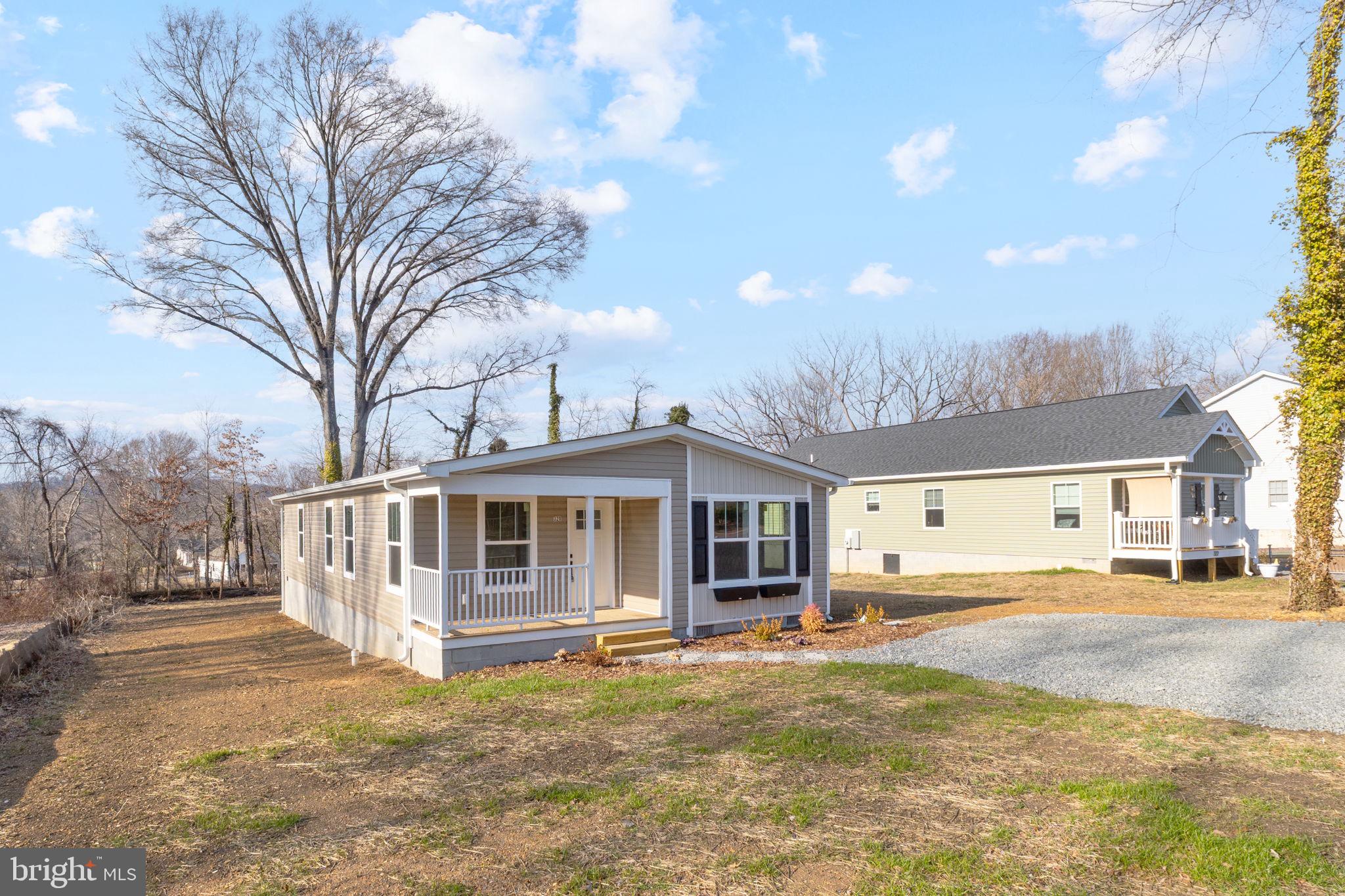 TOWN OF GORDONSVILLE - Residential