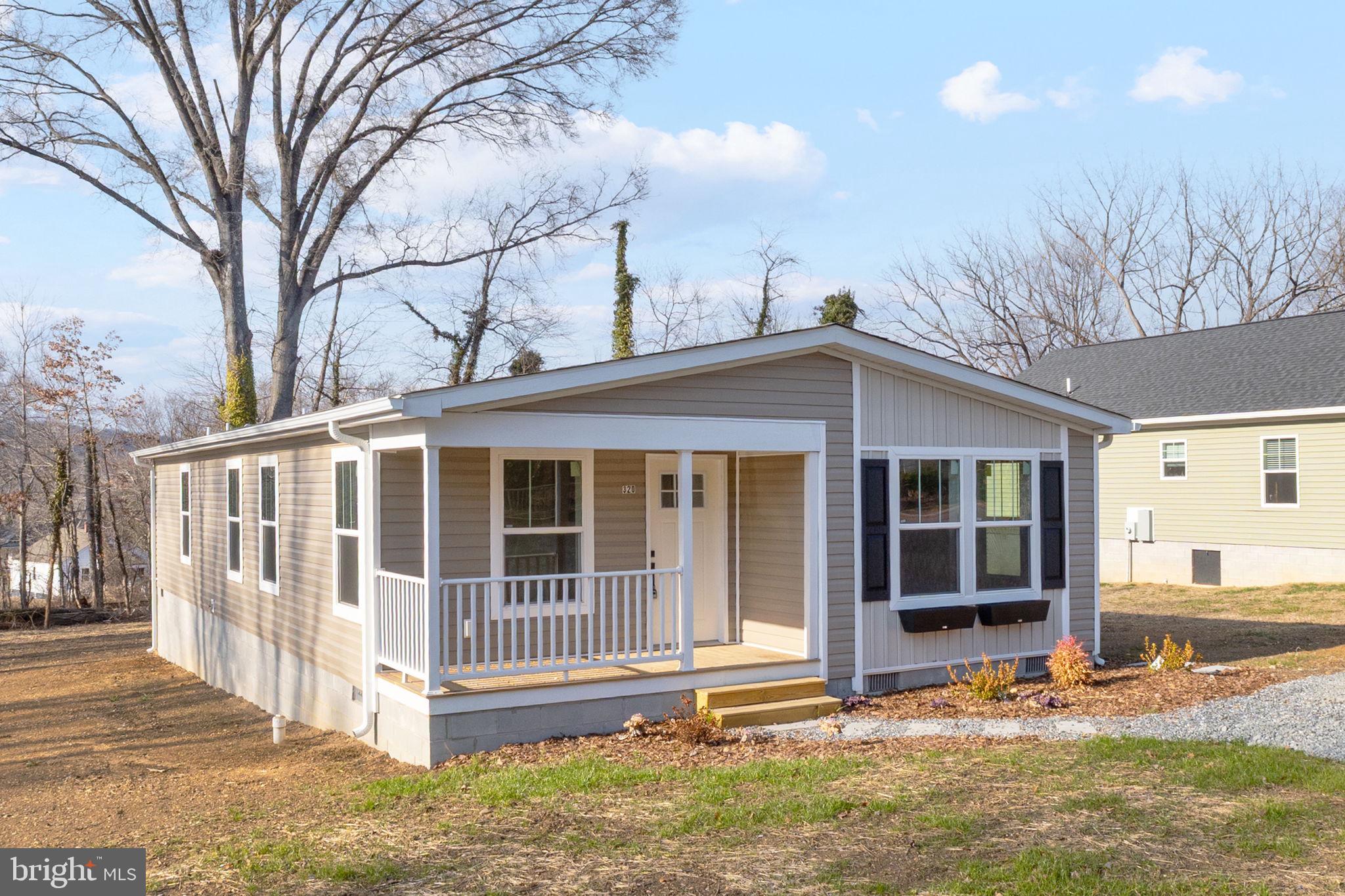 TOWN OF GORDONSVILLE - Residential