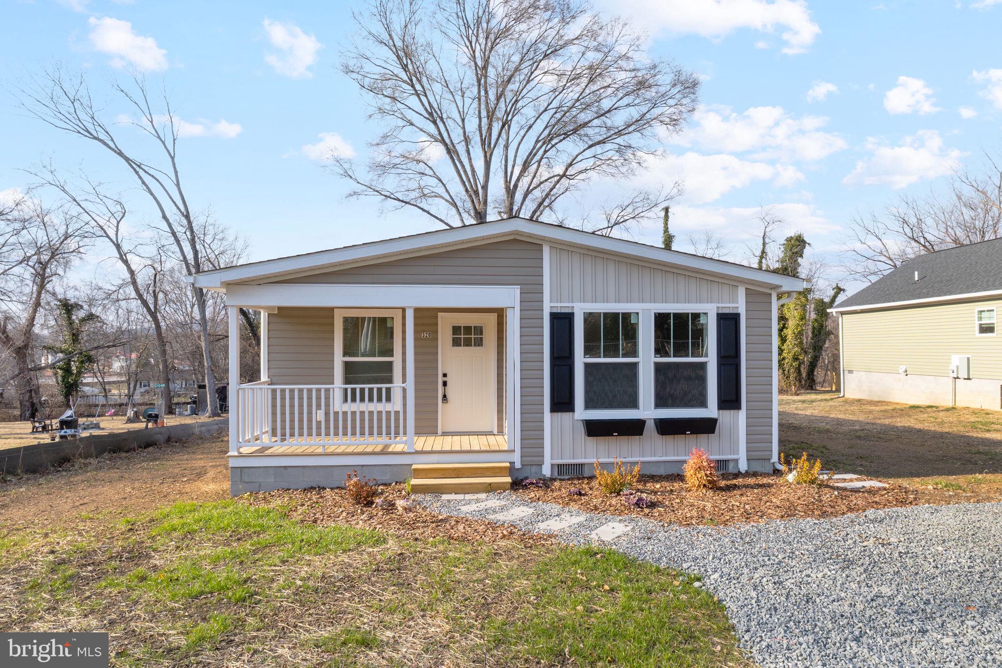 TOWN OF GORDONSVILLE - Residential