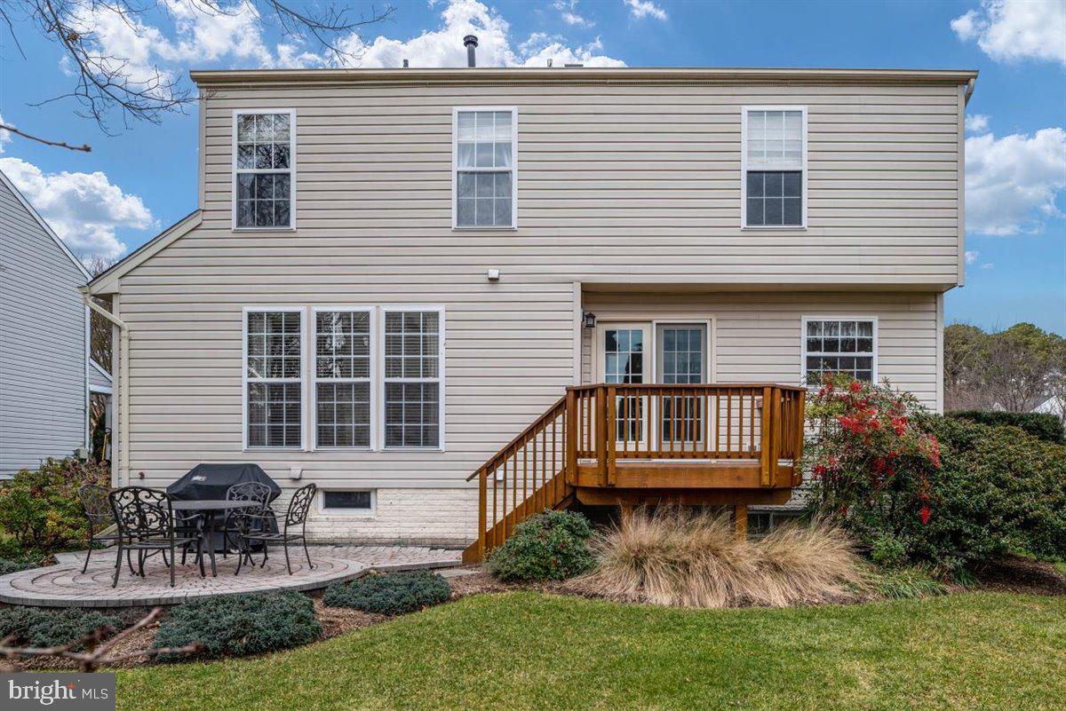 FOX CHASE - Residential