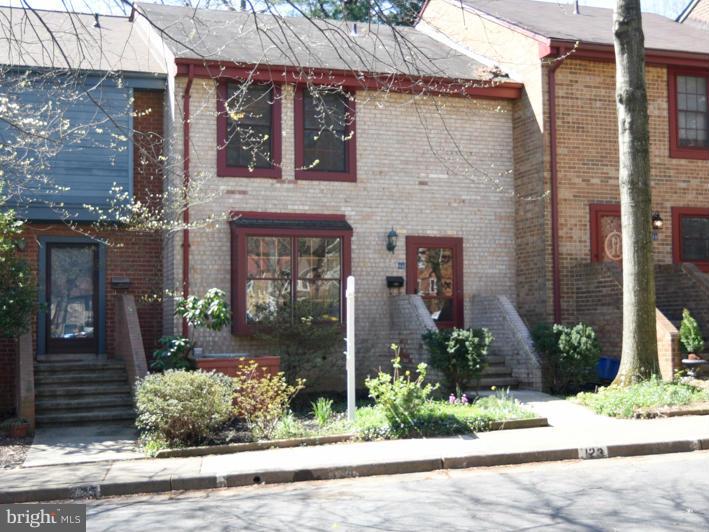 Great golf course/greenspace views!  Renovated, light, airy --kitchen and bathrooms recently redone. All hardwoods on main and upper level. New carpet in lower level. All freshly painted, move-in ready. Finished lower level with bonus room. powder rm, shower easy to add. Huge storage room not pictured yet. Recent HVAC and windows  Open 4/10, 1 to 4.