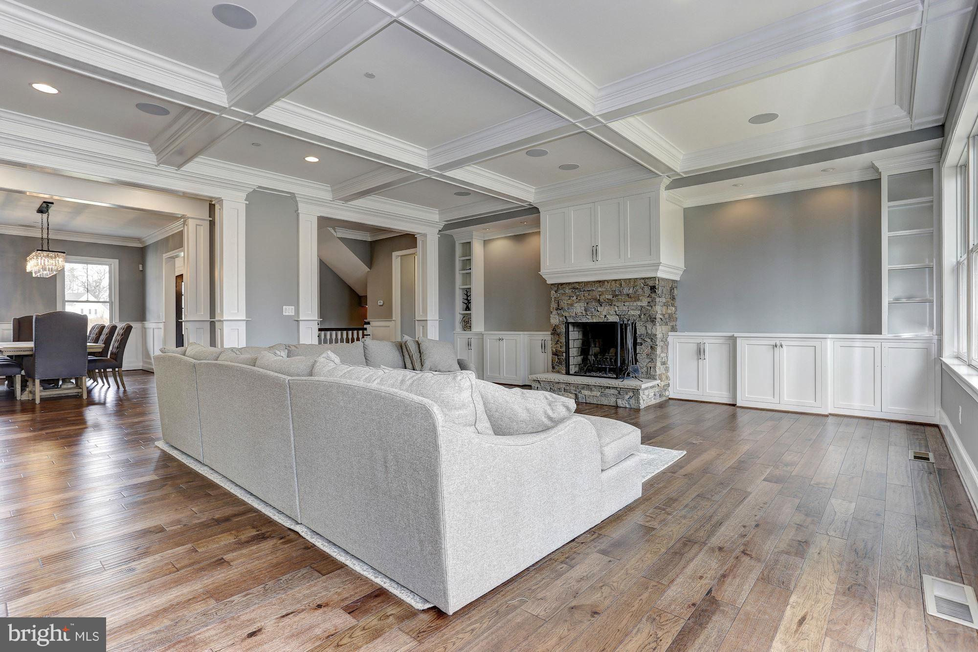 LARRIMORE'S POINT - Residential