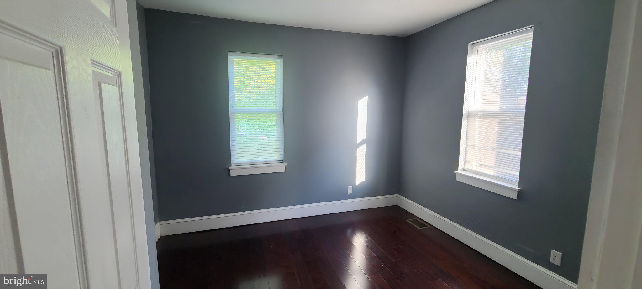FRANKFORD - Residential