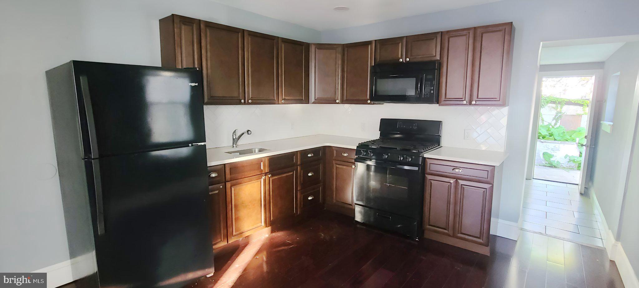 FRANKFORD - Residential