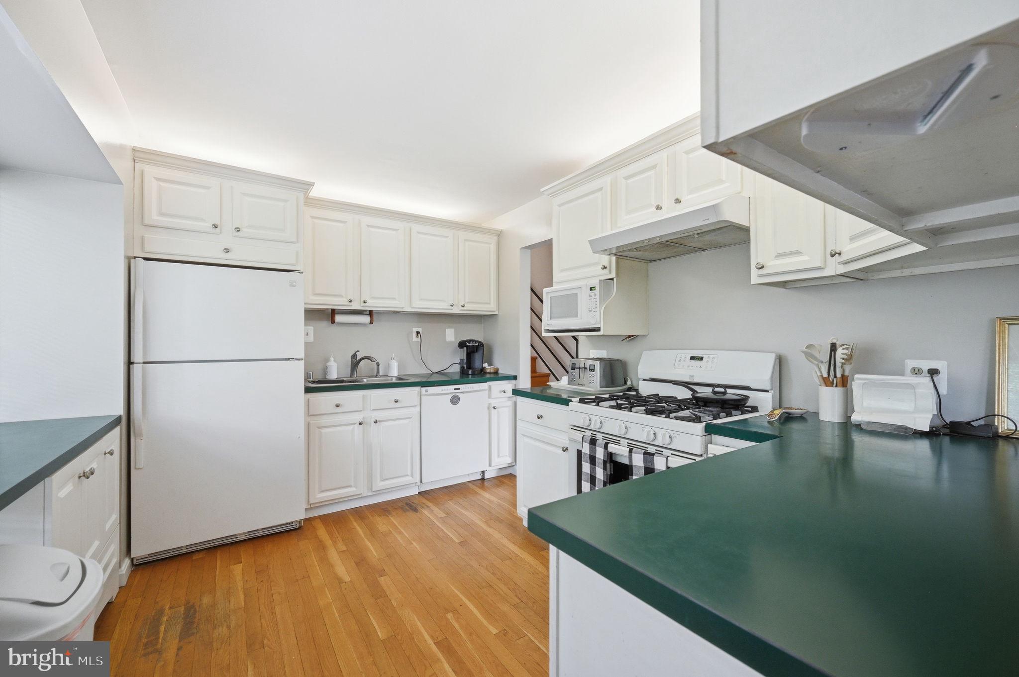 ANNANDALE TERRACE - Residential
