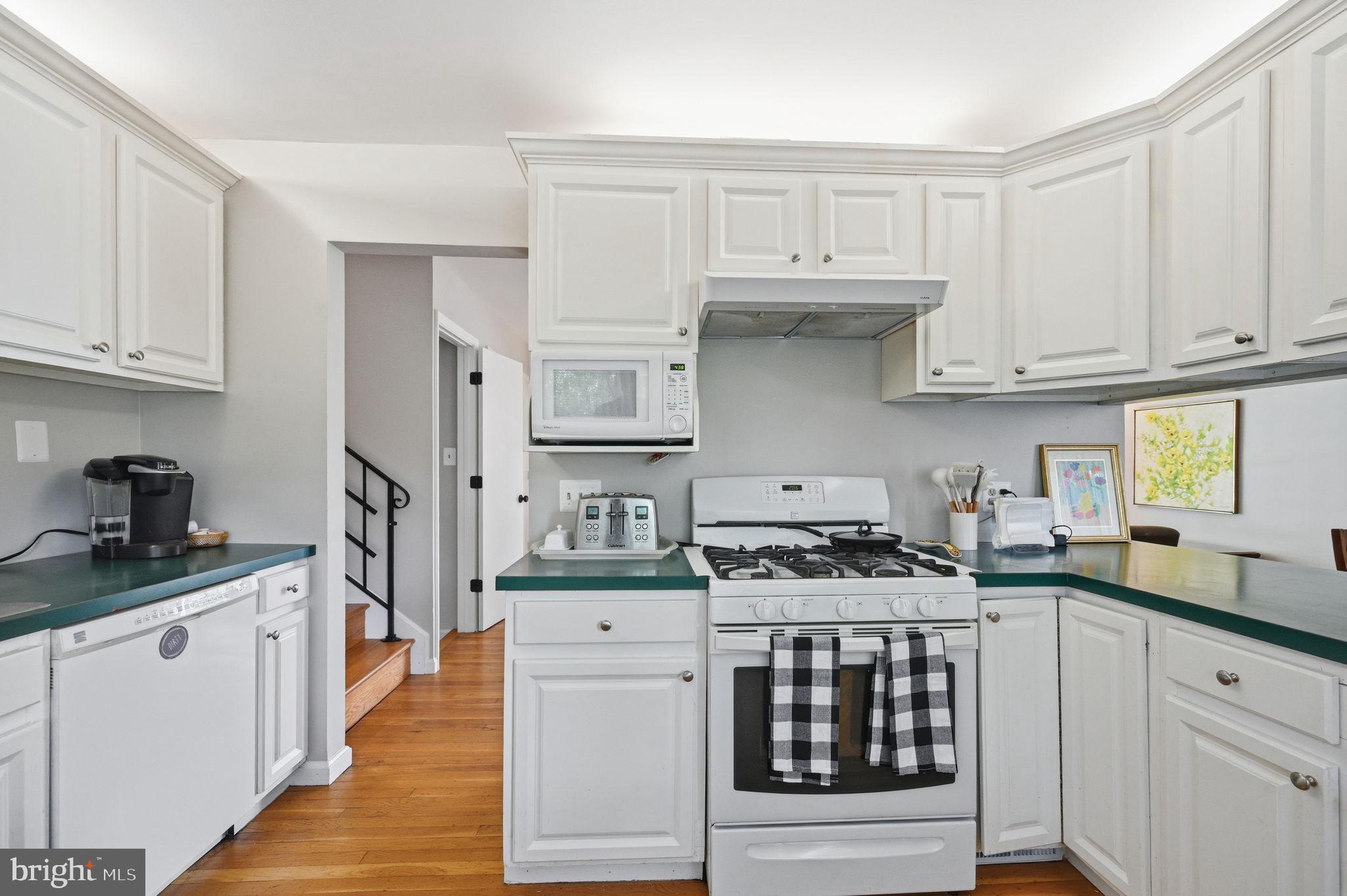 ANNANDALE TERRACE - Residential