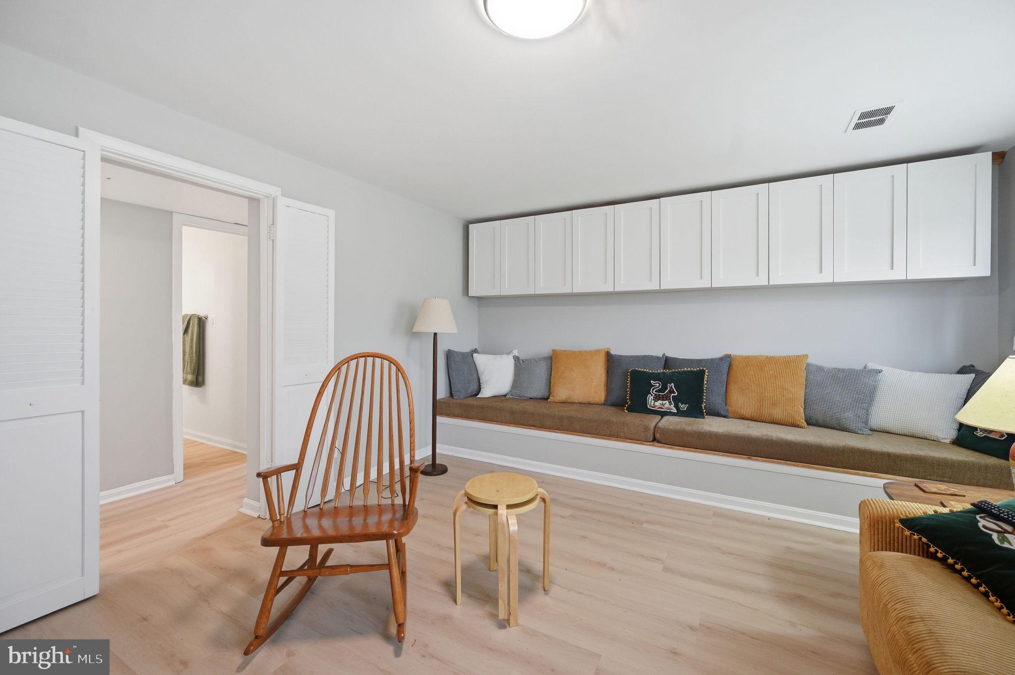 ANNANDALE TERRACE - Residential