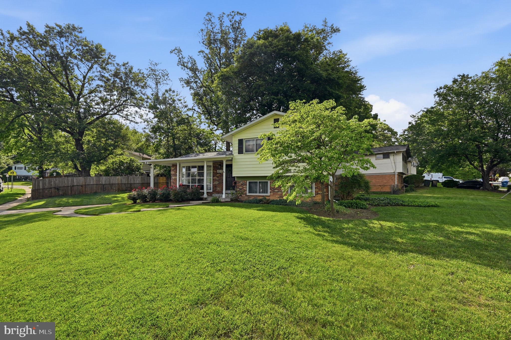 ANNANDALE TERRACE - Residential