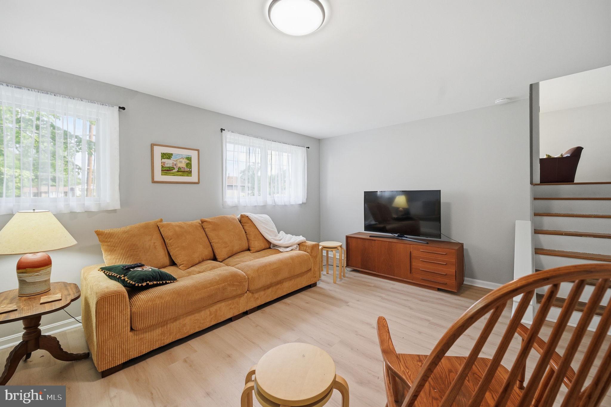 ANNANDALE TERRACE - Residential