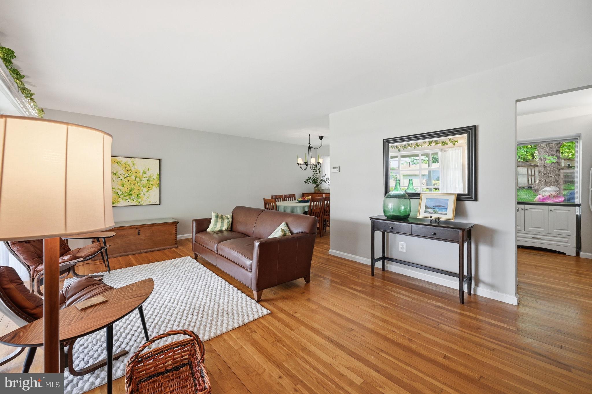 ANNANDALE TERRACE - Residential