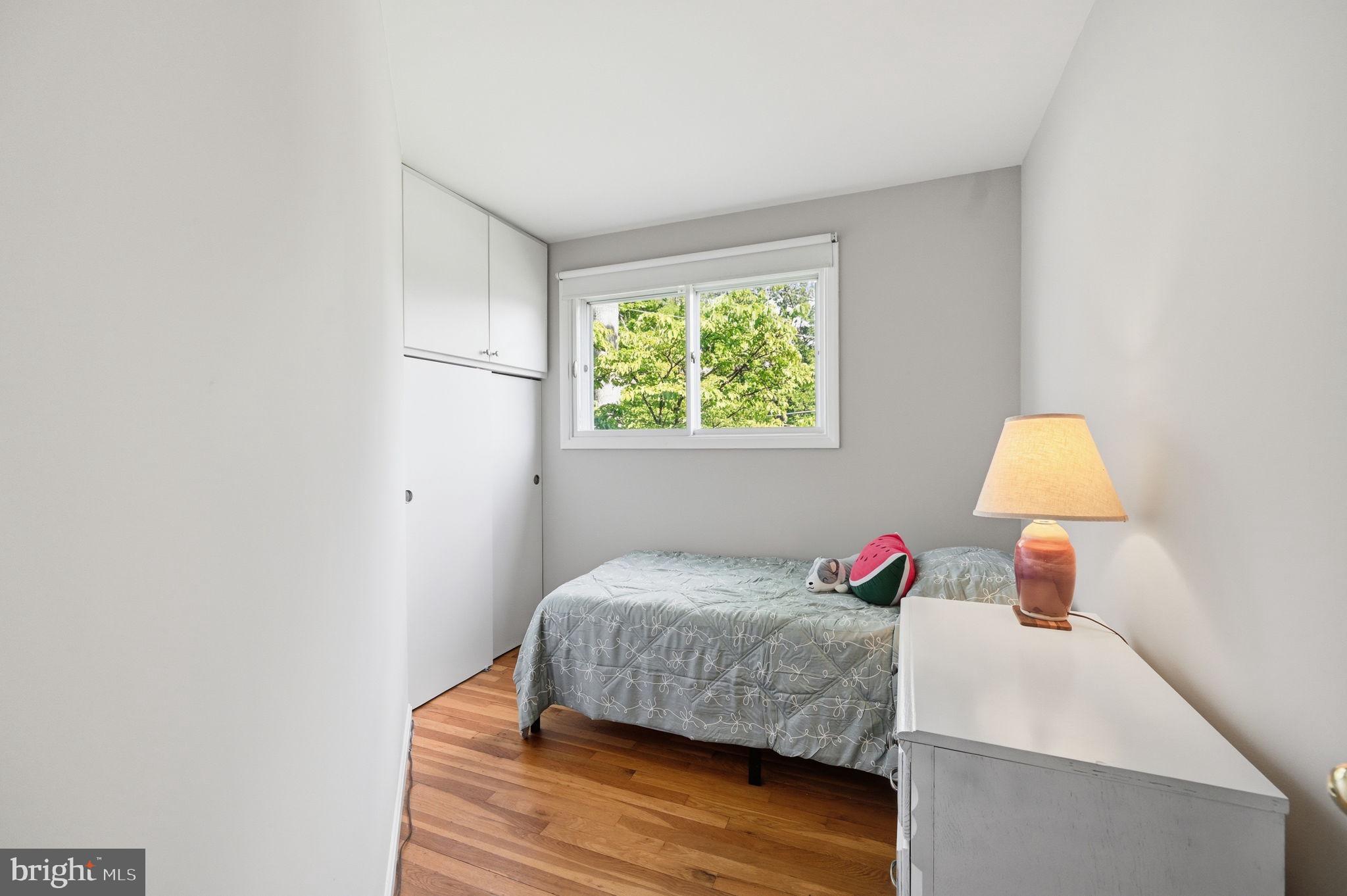 ANNANDALE TERRACE - Residential