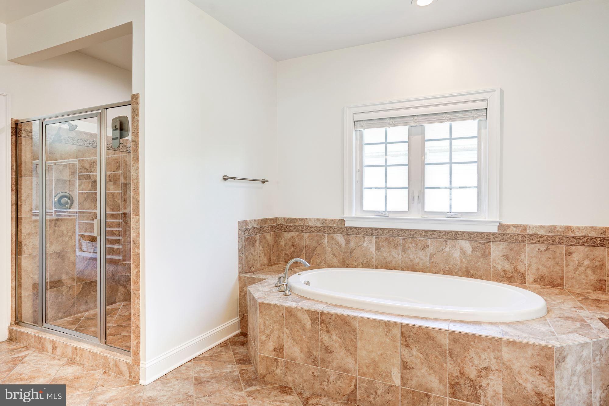 BROYHILL LANGLEY ESTATES - Residential