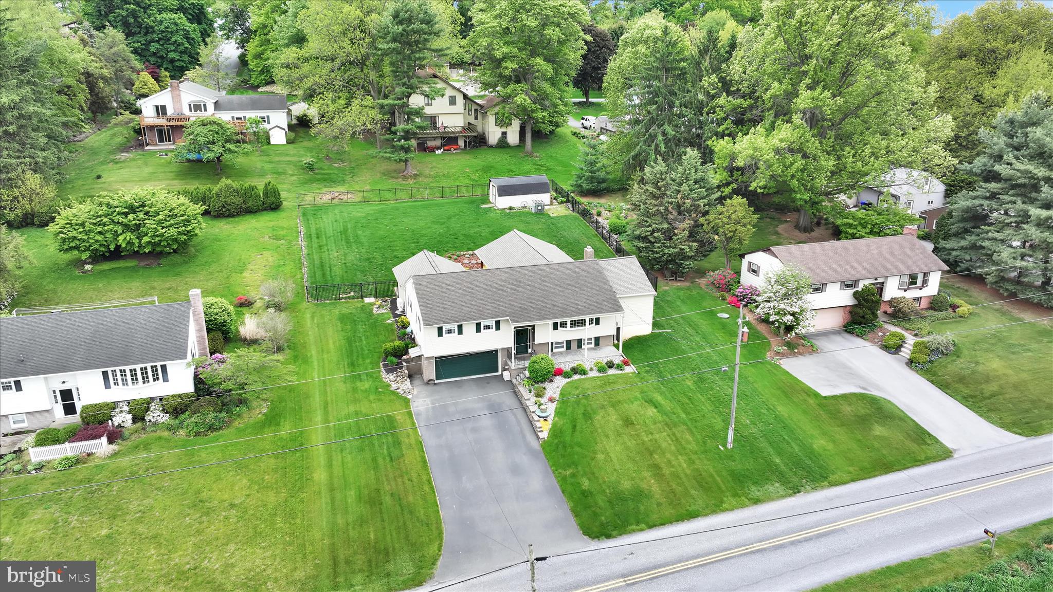 HIMES HILL - Residential