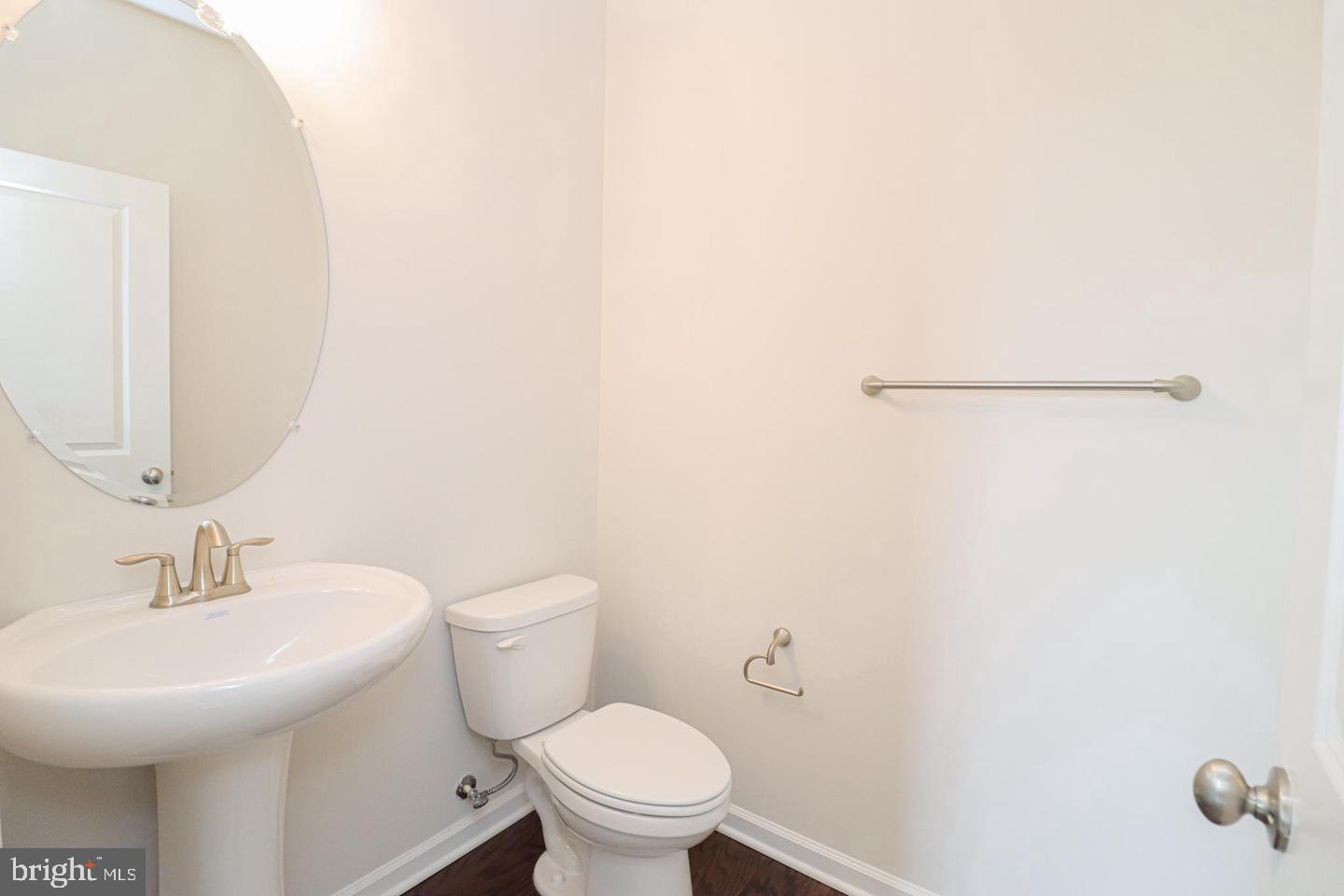 EAST QUARTER - Residential Lease