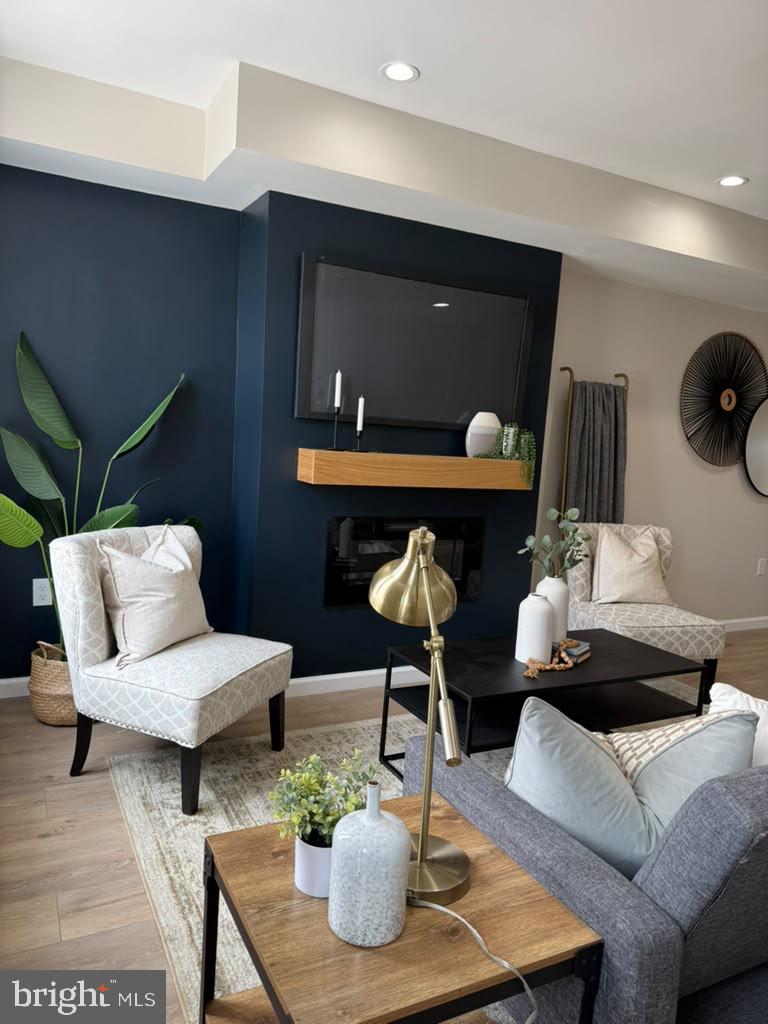 MIDDLE EAST - Residential