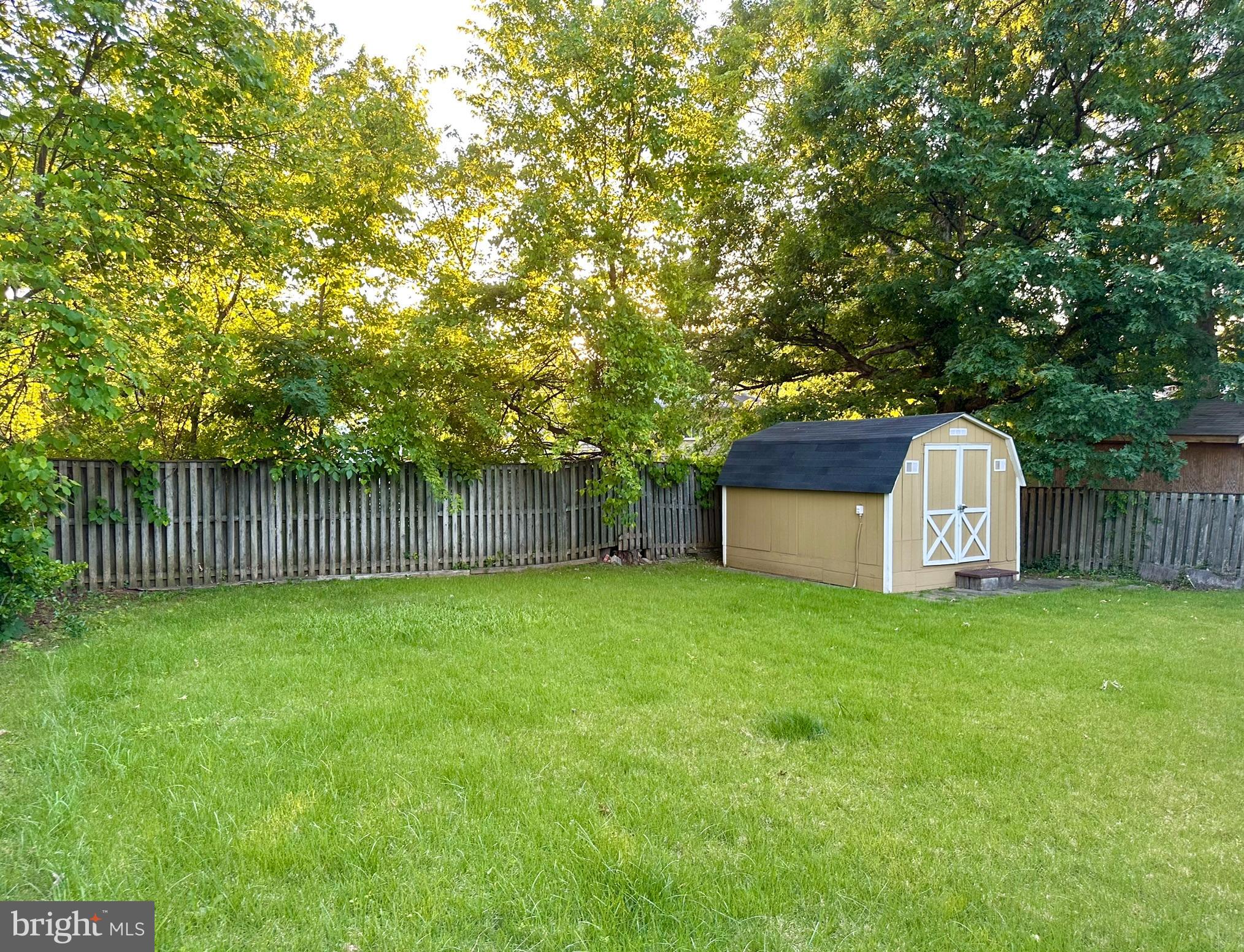 COLUMBIA PARK - Residential