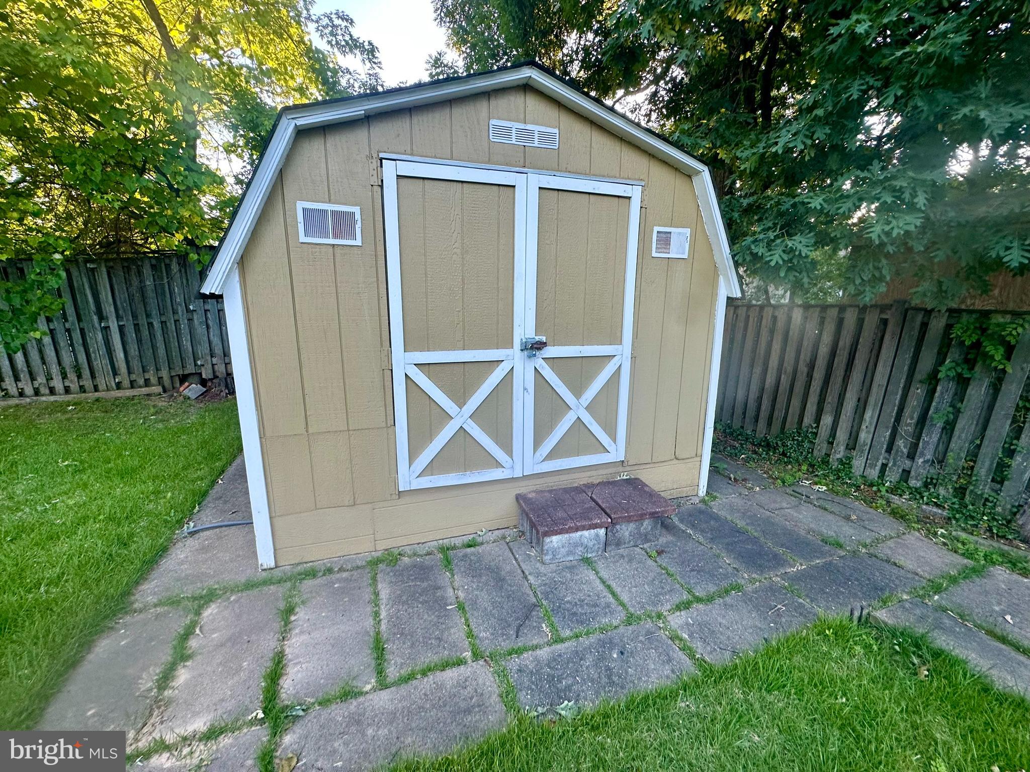 COLUMBIA PARK - Residential