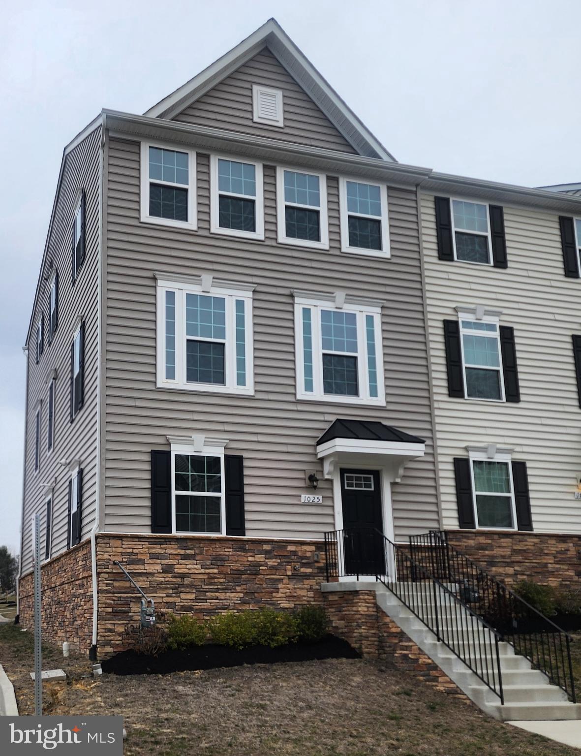 Minutes to Downtown Fredericksburg and VRE!!! This 4 Bedroom 3.5 Bath Will Not Disappoint!!  Home Offers Over 2300 Plus Sqft. of Living Space, Open Concept, Completely Updated, Gas Cooking Stove, Huge Walk In Pantry,  Large Deck Great for Entertaining, 16x15 Master Suite, Huge Walk in Closet, Soaker Tub and Double Sinks.  Expanded Laundry Room with a Separate Soaker Sink. Spacious Bedrooms with Lots of Storage Space. Rear Parking Extended 2 Car Garage and 2 Parking Places out Front of Home Also.  Pets will Be Considered  on a Case by Case Basis.  At This Location and Price This Home Will Not Last Long!!! Submit Rental Application Today!!!