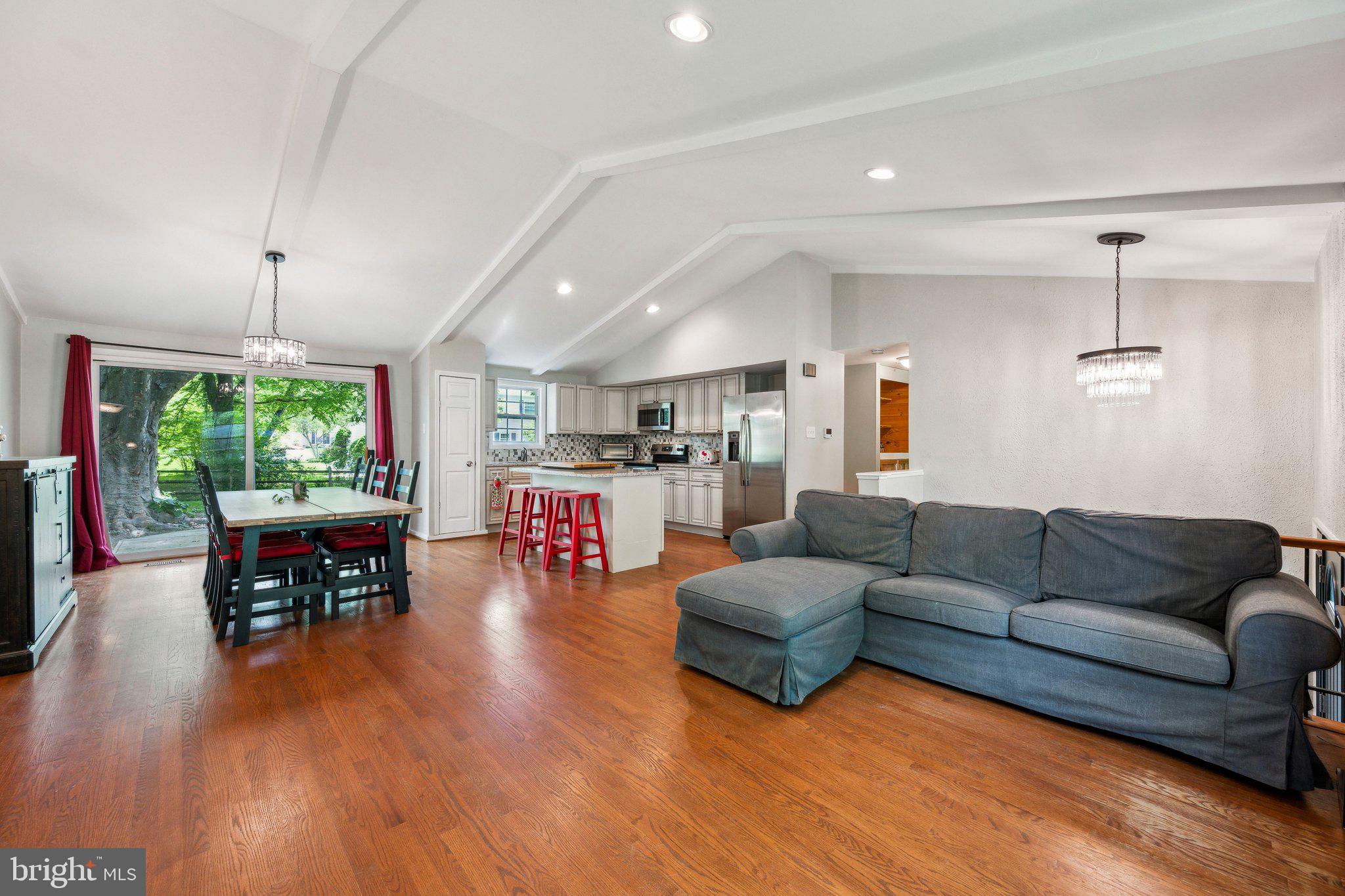 VILLAGE OF LONG REACH - Residential