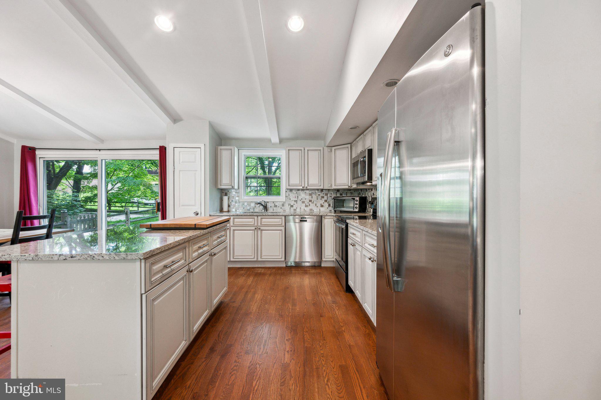 VILLAGE OF LONG REACH - Residential