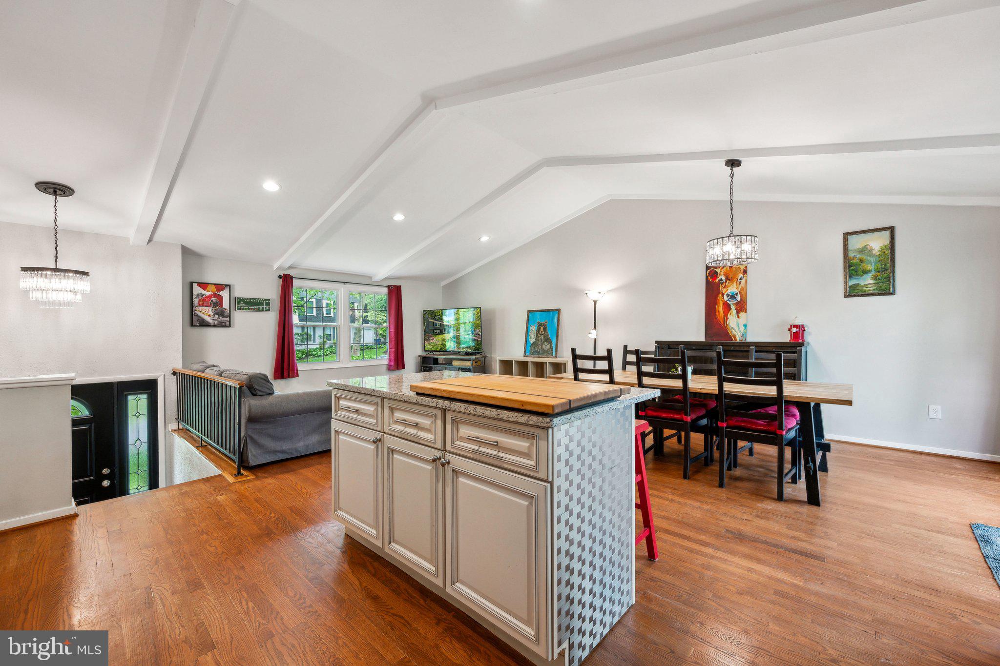 VILLAGE OF LONG REACH - Residential