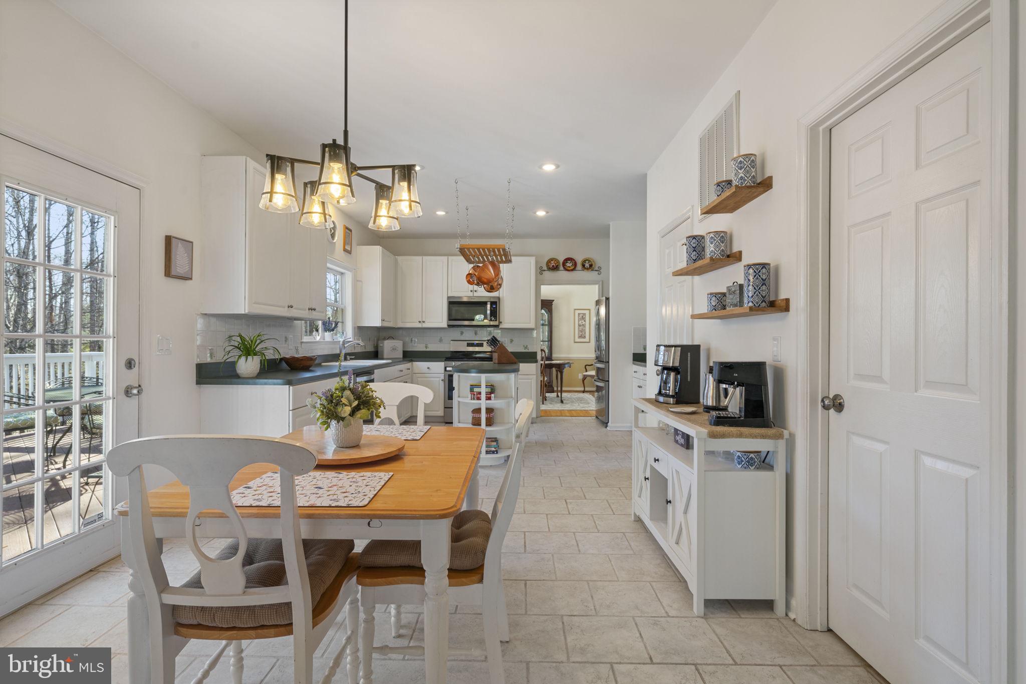 WINDSOR FOREST - Residential