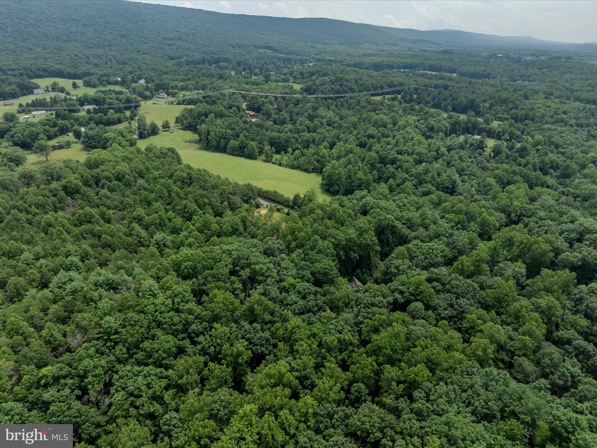 HIGHLAND HILLS - Land