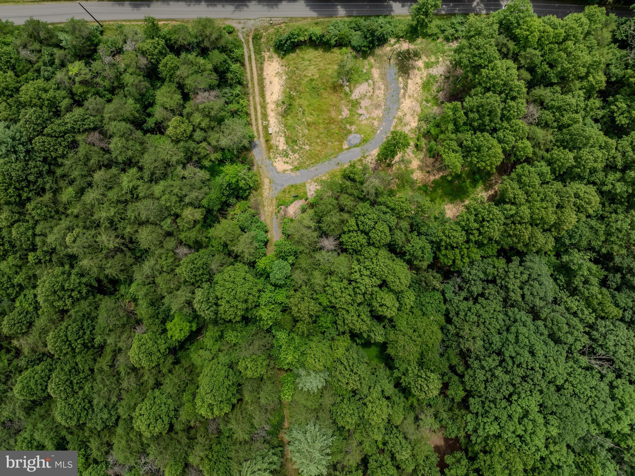 HIGHLAND HILLS - Land