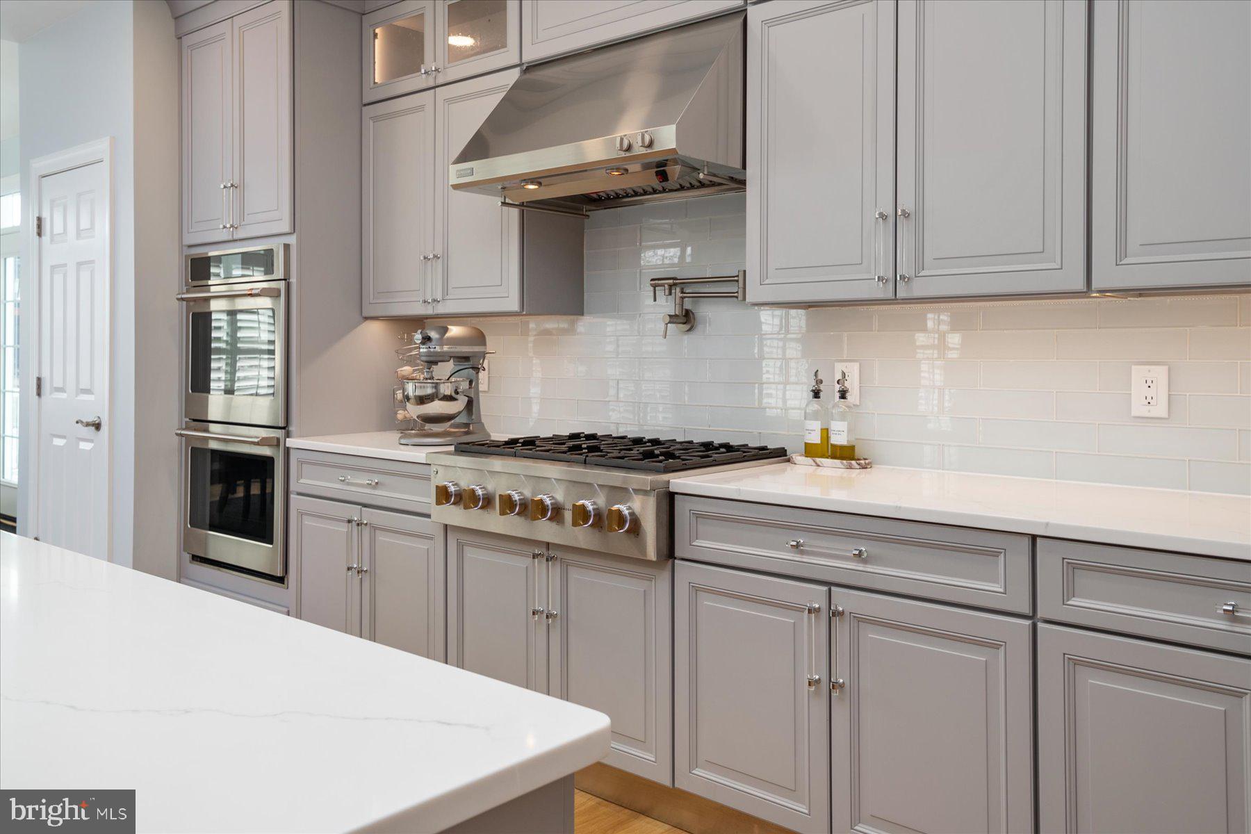 DUCKETT FARM - Residential