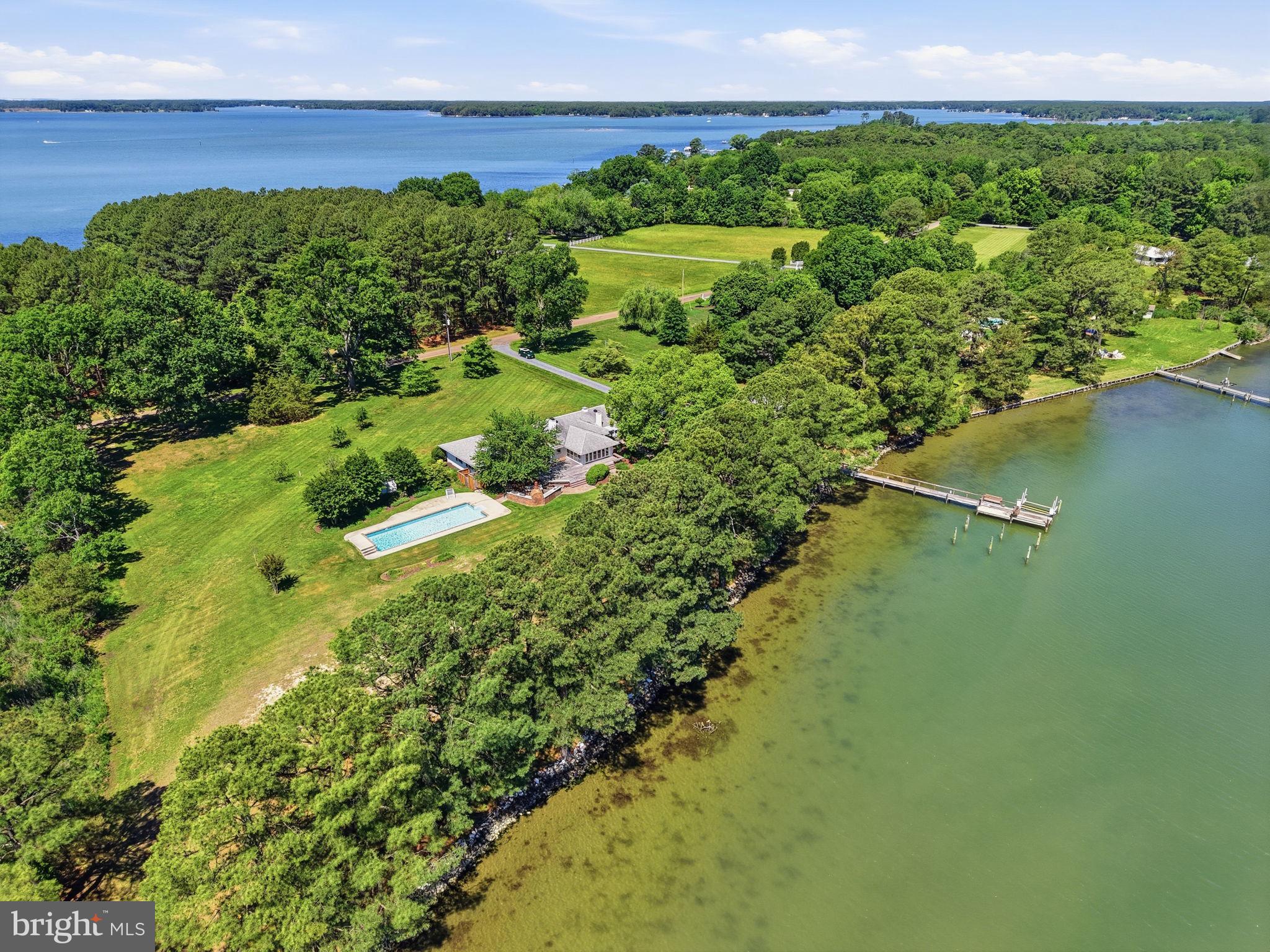 DRUM POINT - Residential