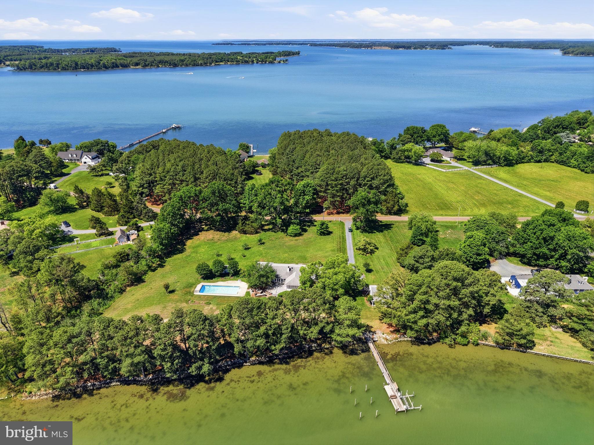 DRUM POINT - Residential