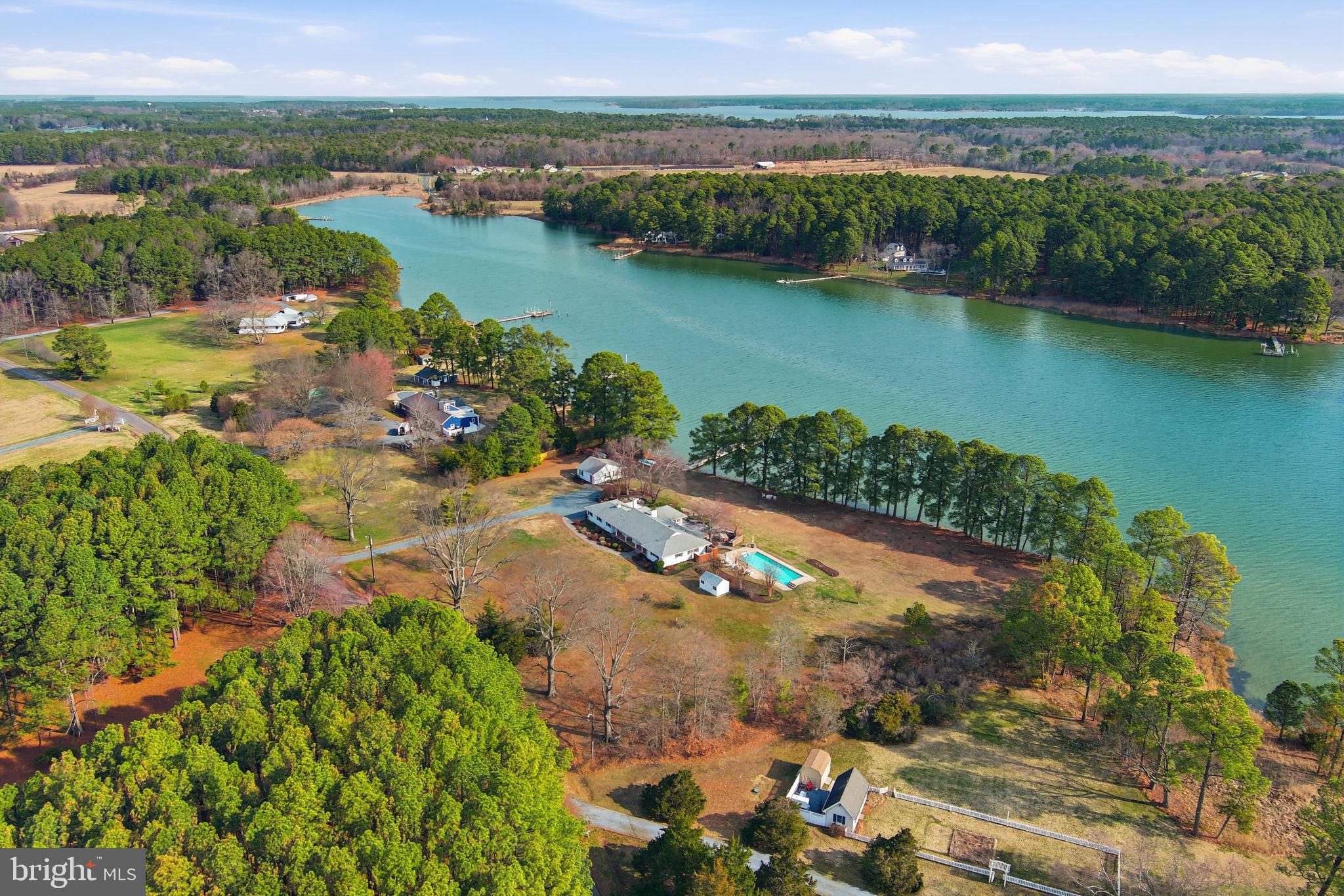 DRUM POINT - Residential