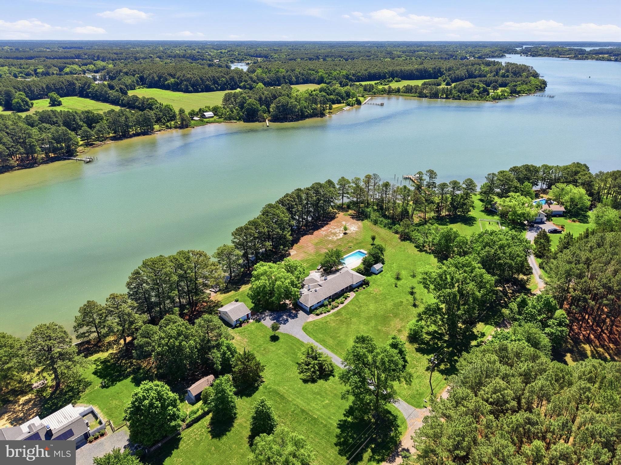 DRUM POINT - Residential