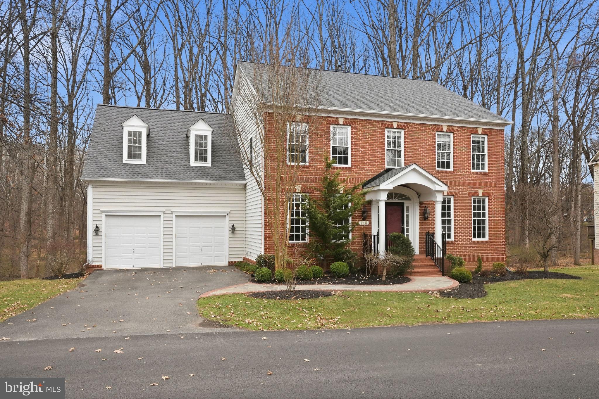 LAKELANDS - Residential