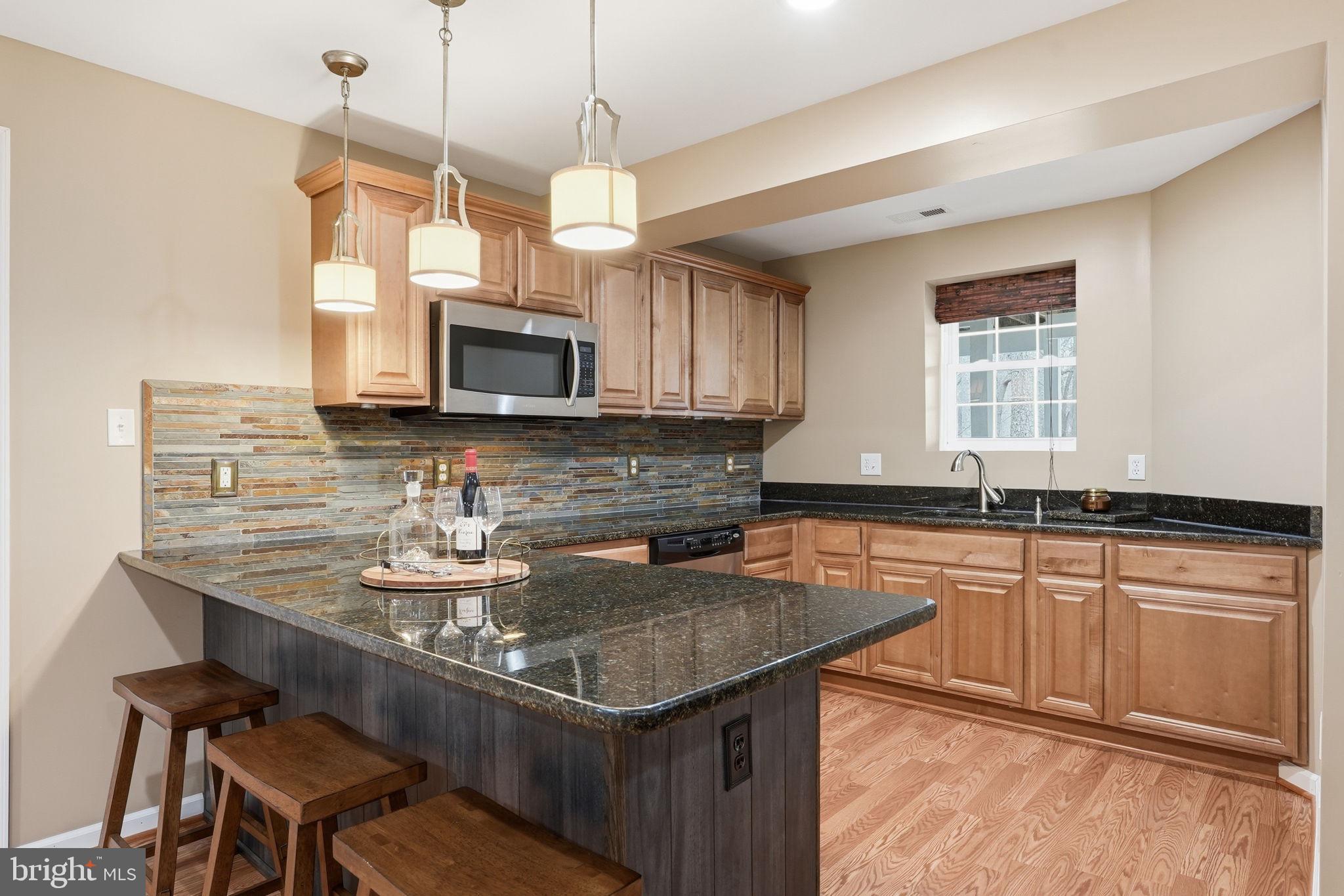LAKELANDS - Residential