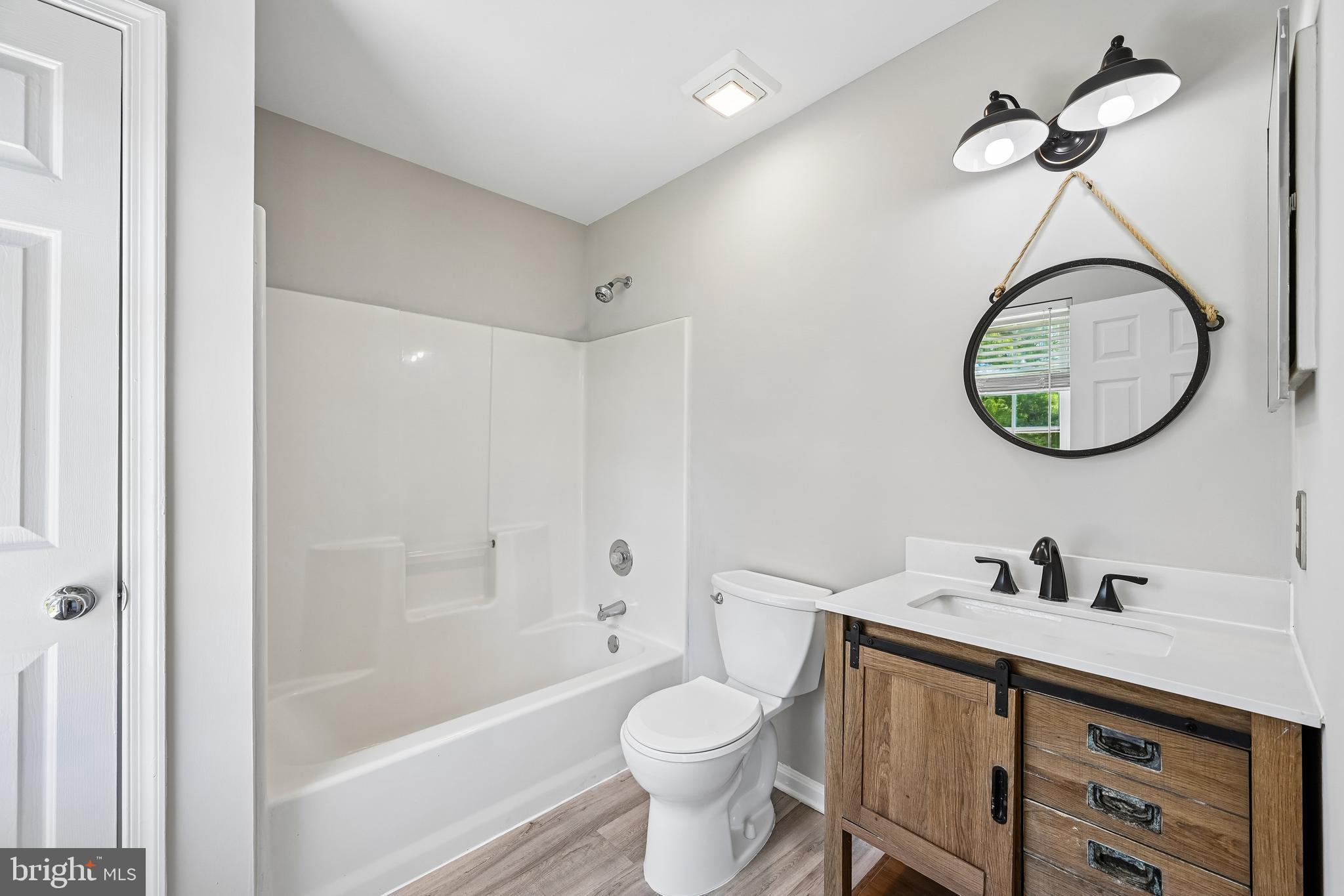 DIAMOND HILLS - Residential