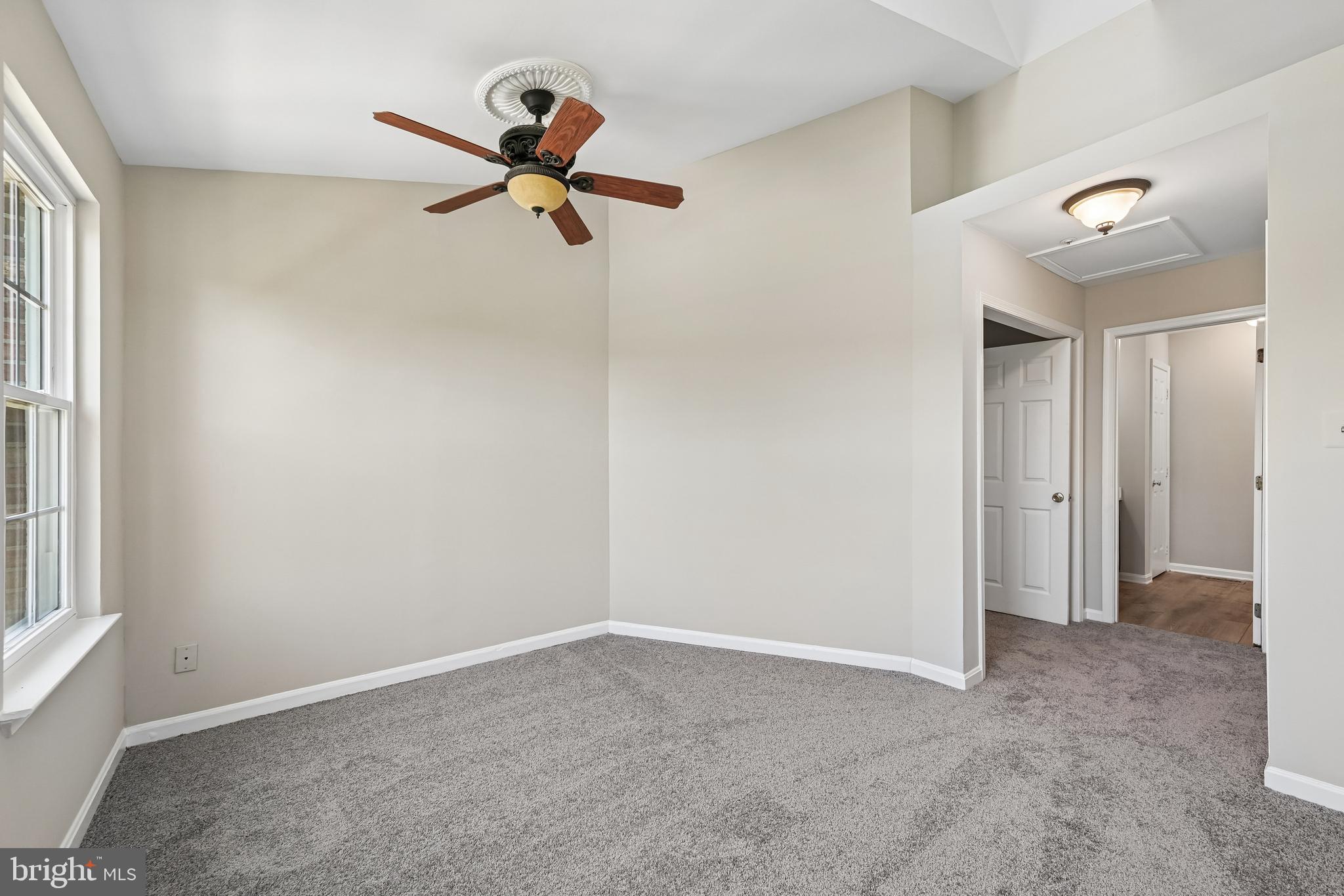 DIAMOND HILLS - Residential