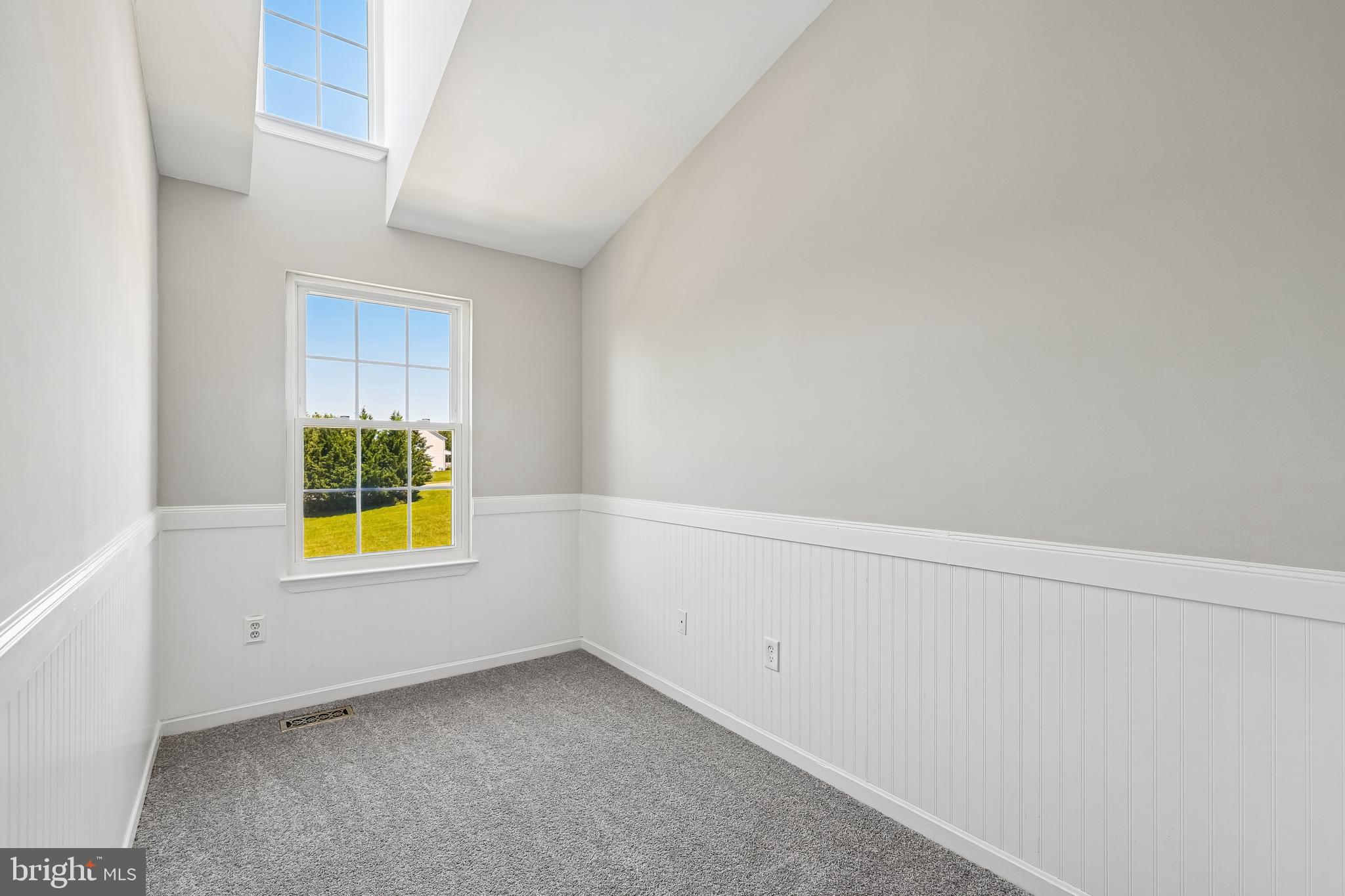 DIAMOND HILLS - Residential