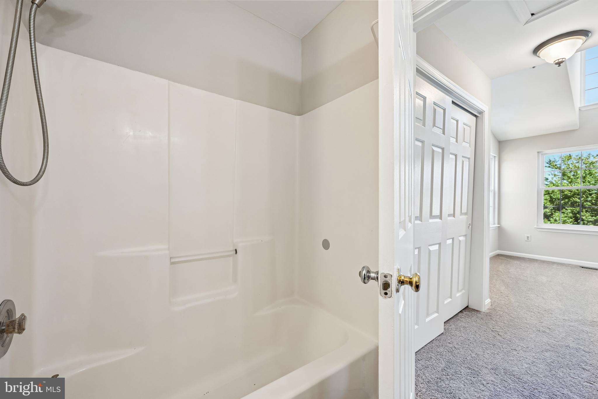 DIAMOND HILLS - Residential
