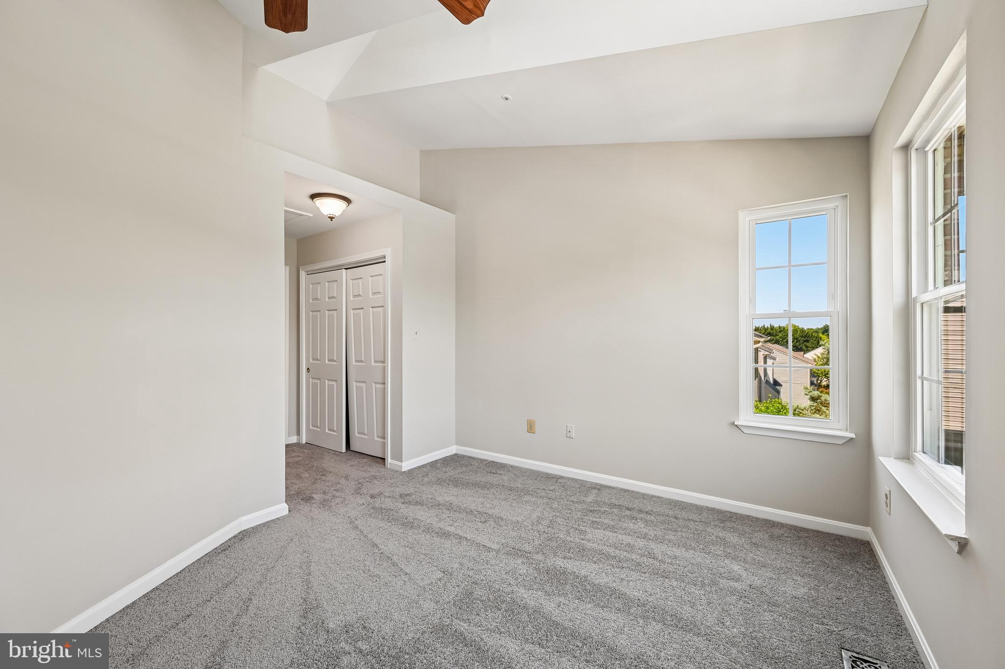 DIAMOND HILLS - Residential