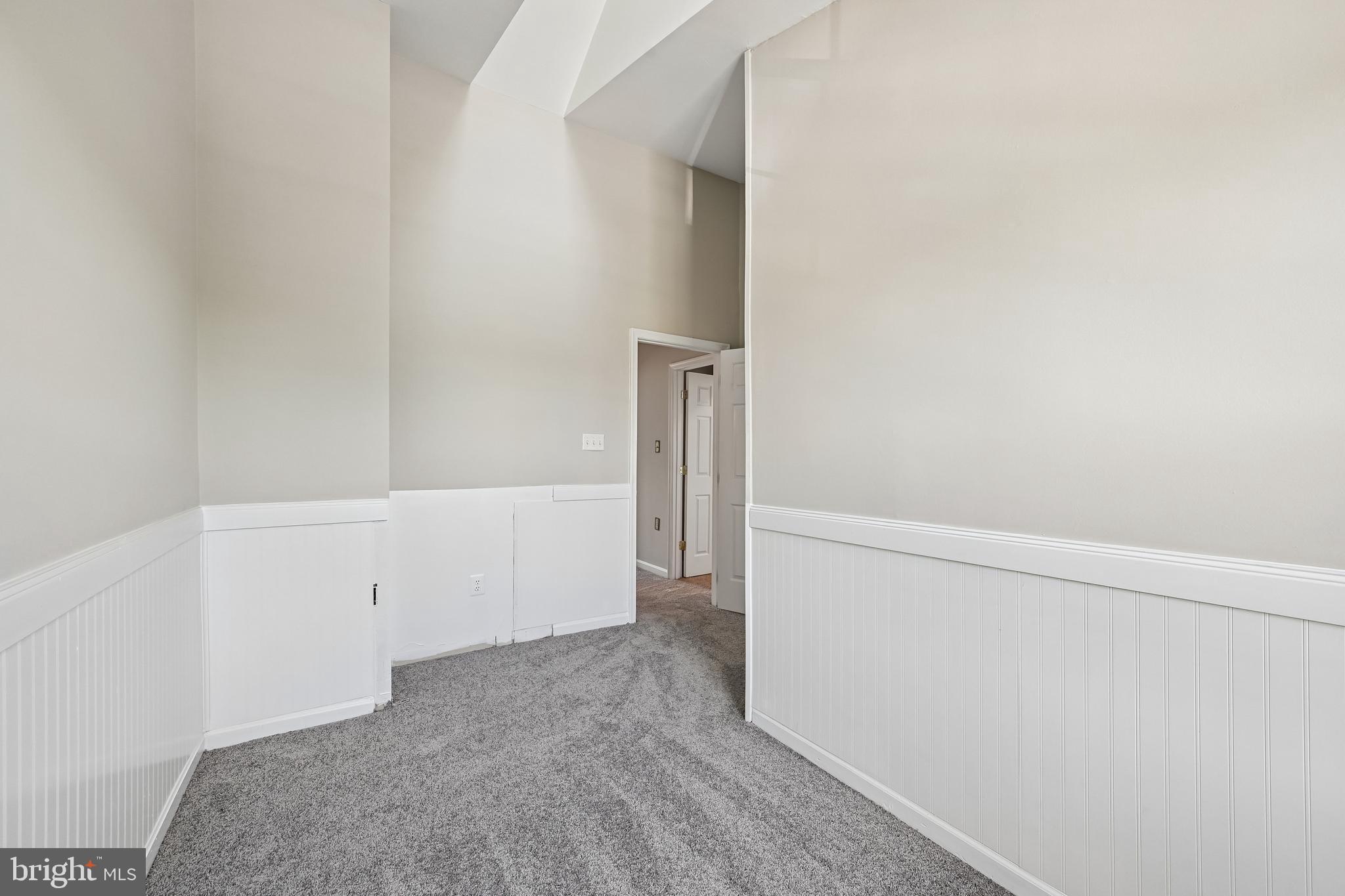 DIAMOND HILLS - Residential