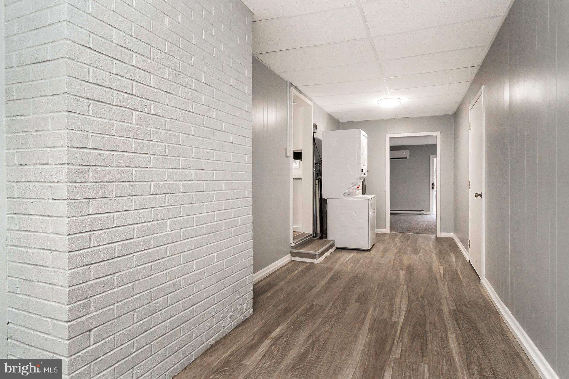 HOLIDAY POCONO - Residential