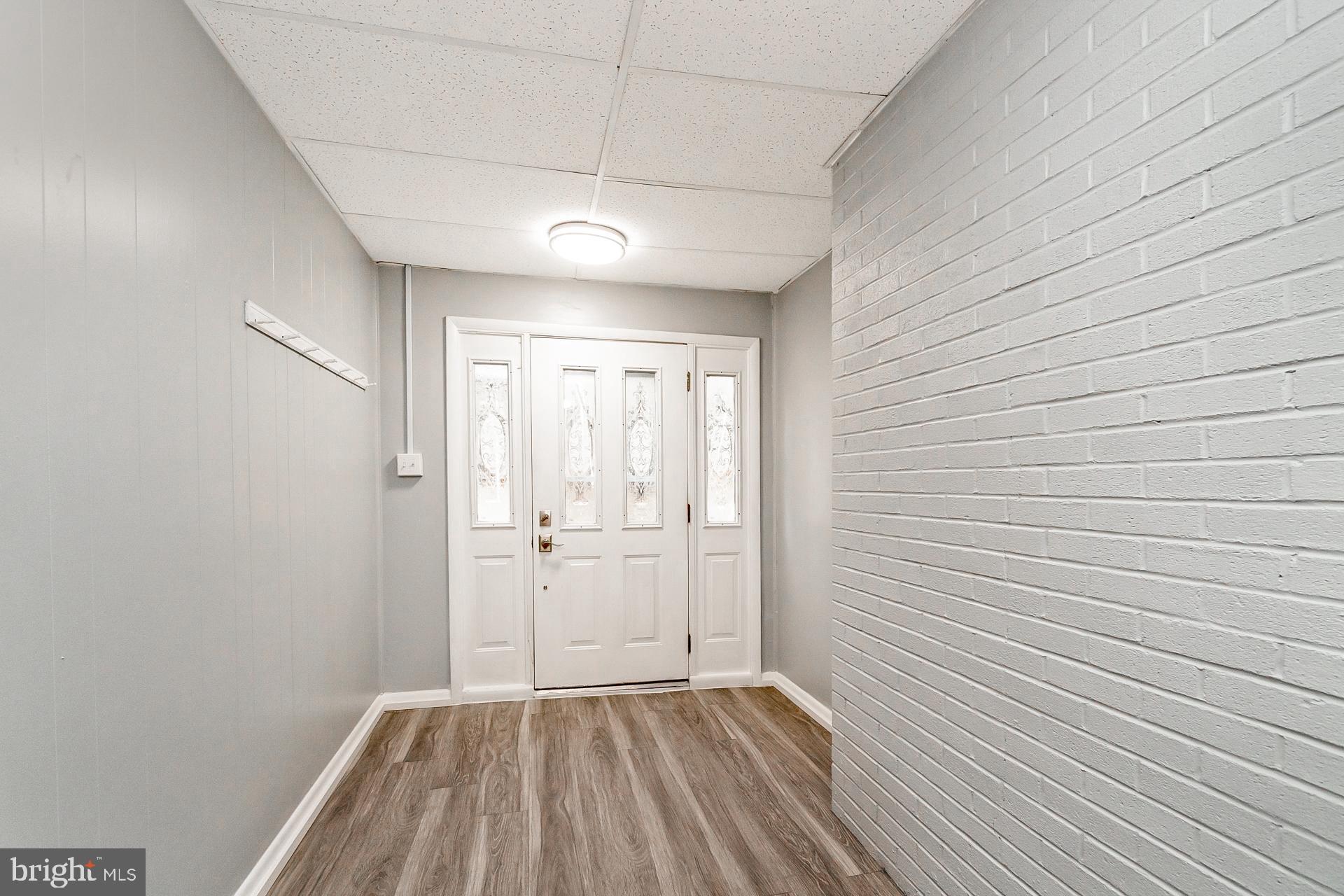 HOLIDAY POCONO - Residential